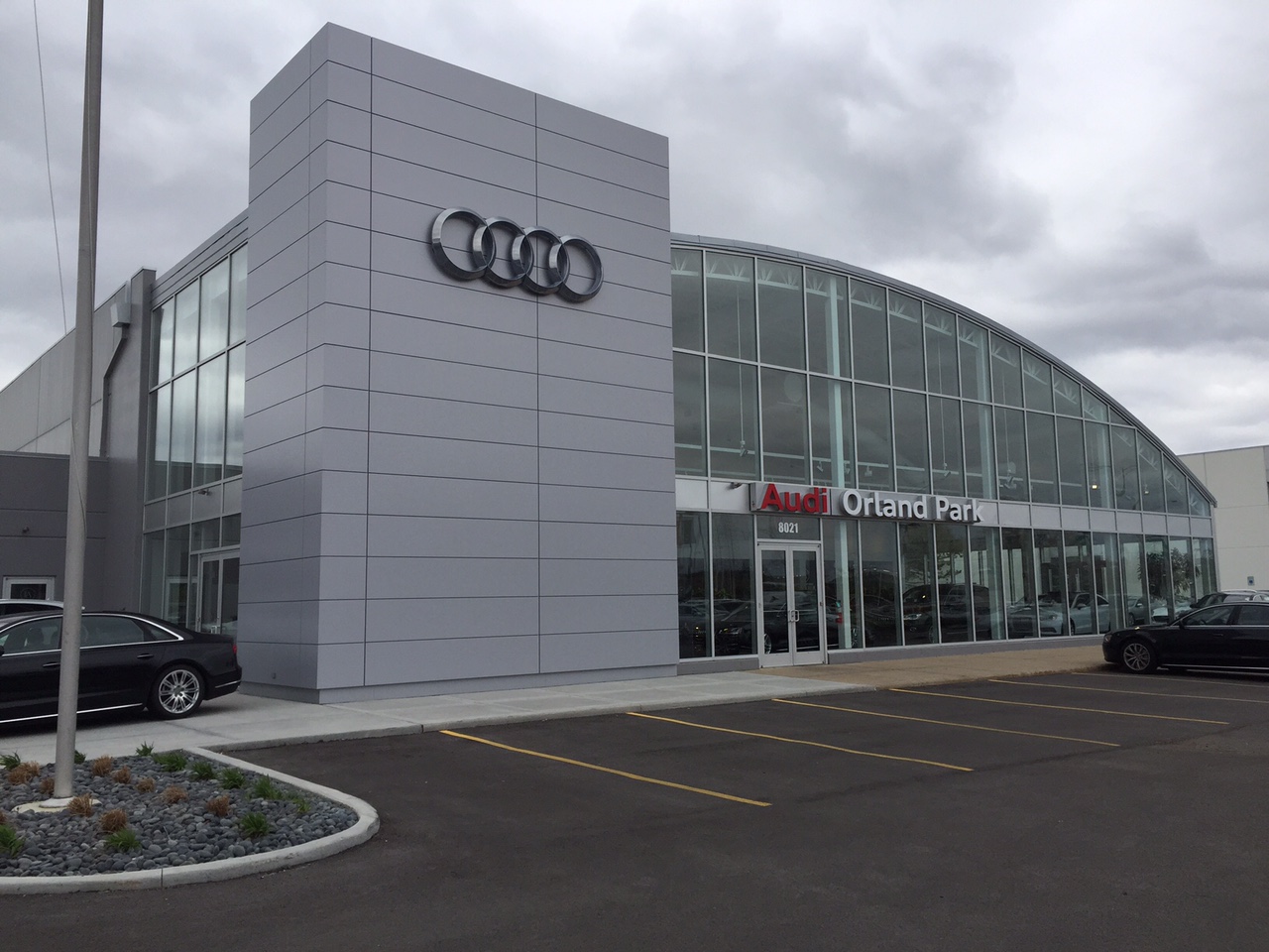 Audi Orland Park in Tinley park, IL Rated 4.7 Stars Kelley Blue Book
