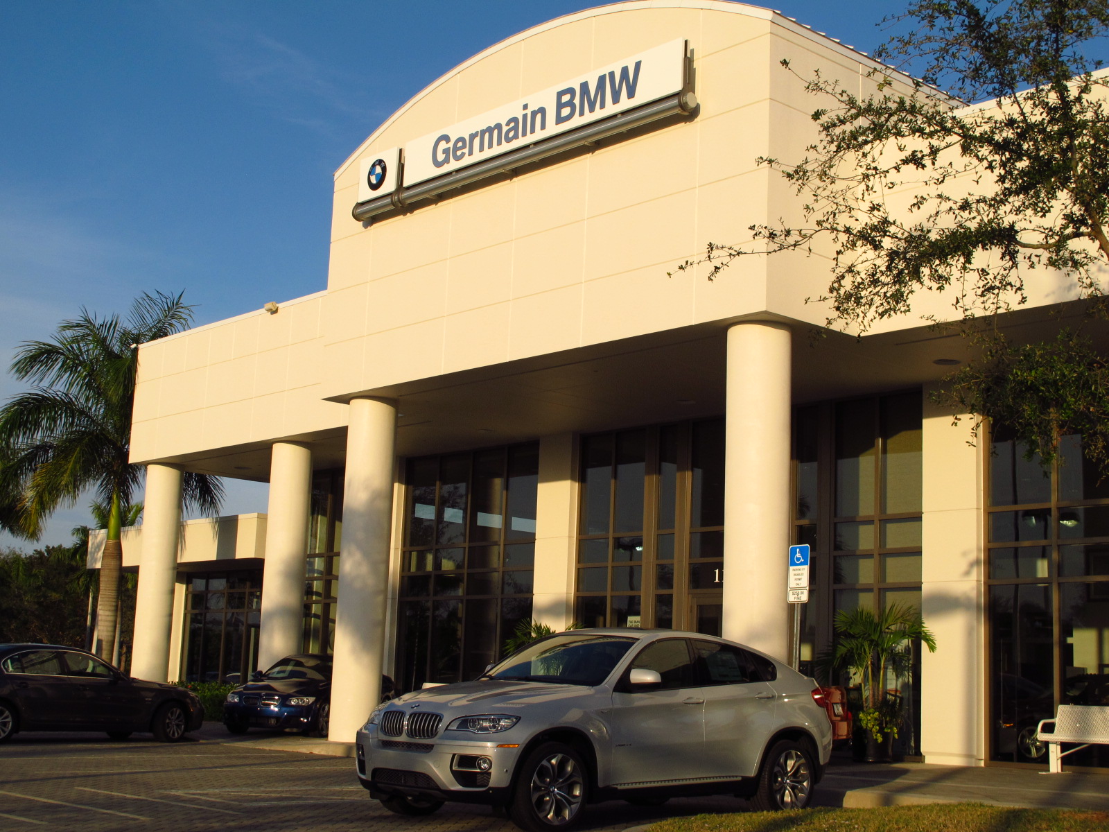Bmw naples