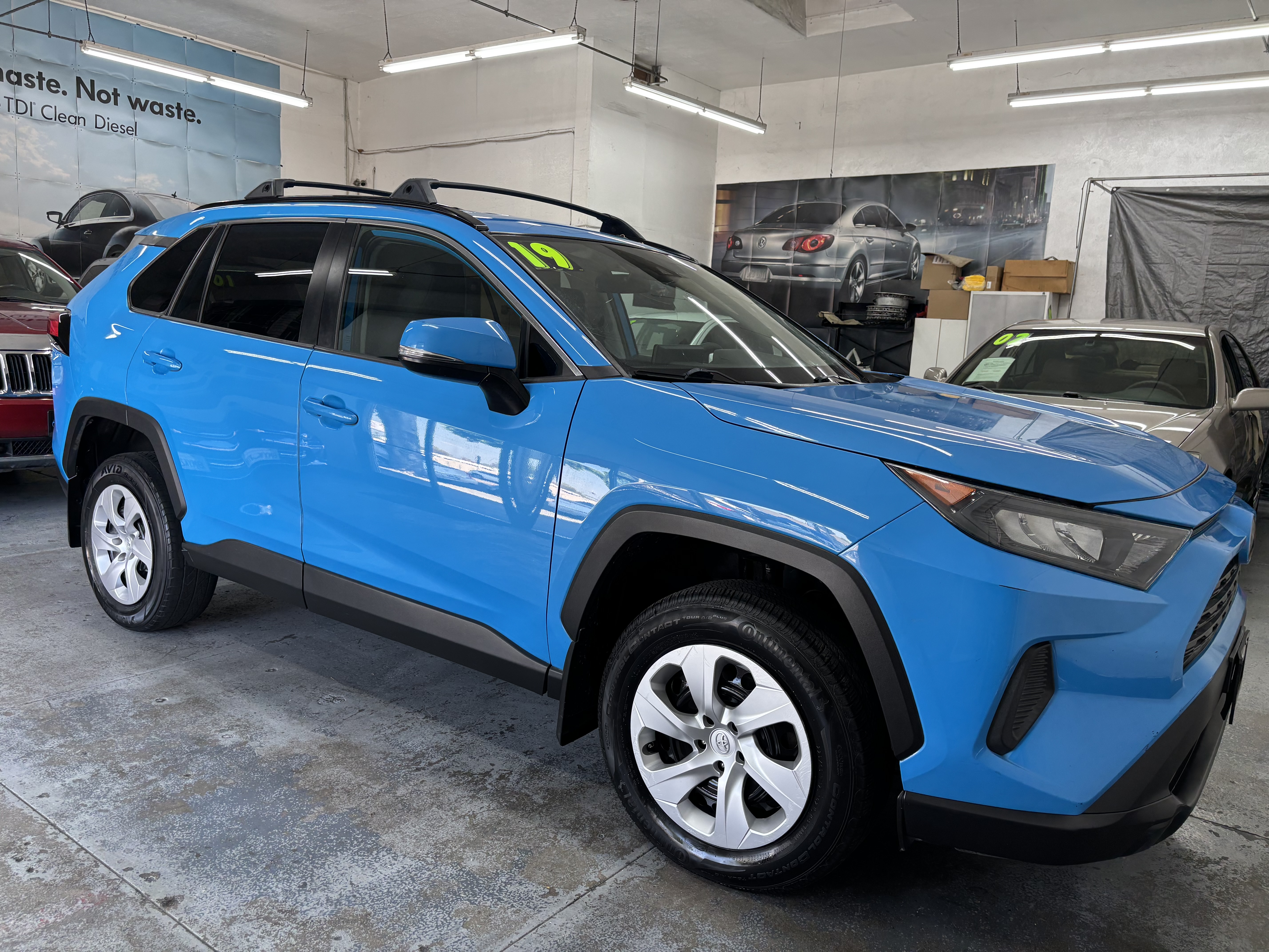 2019 Toyota RAV4 LE