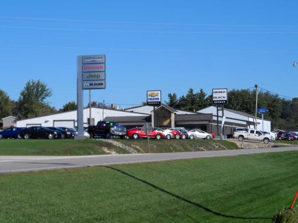 Brown's Sales & Leasing Elkader in Elkader, IA 91 Cars Available