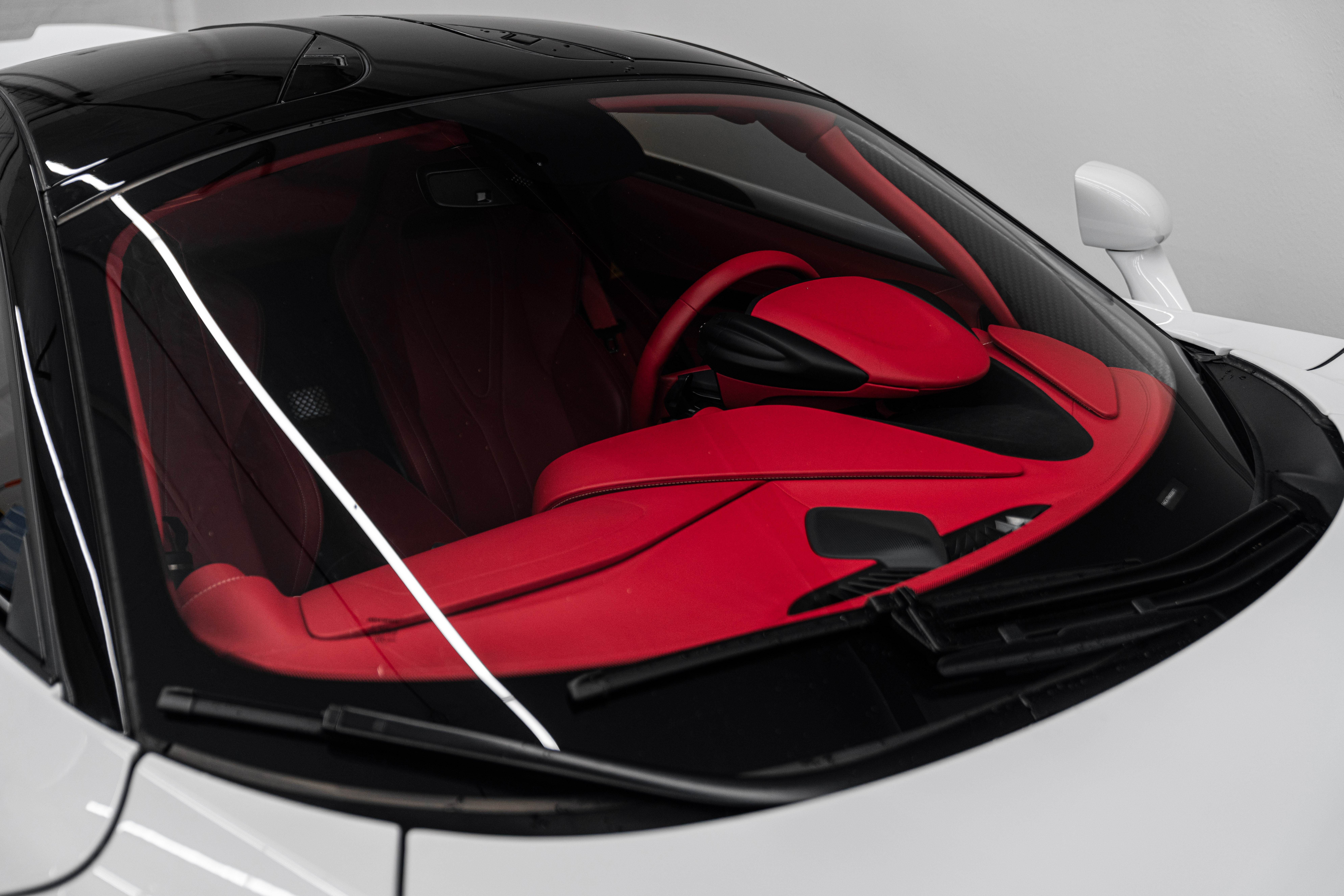 Used 2024 McLaren 750S UNAVAIL photo 10