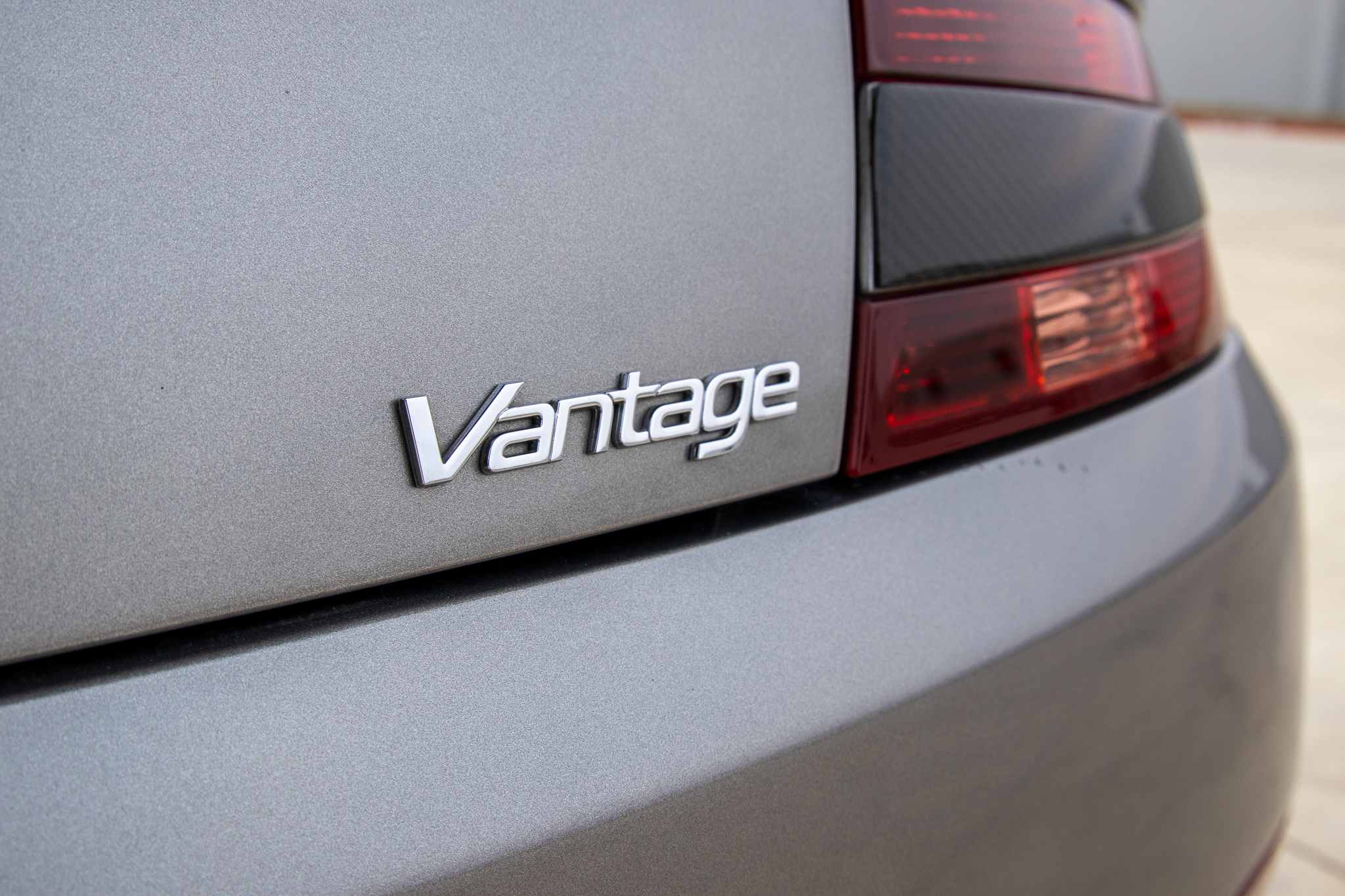 2008 Aston Martin V8 Vantage SPORTSHIFT Base - Photo 18