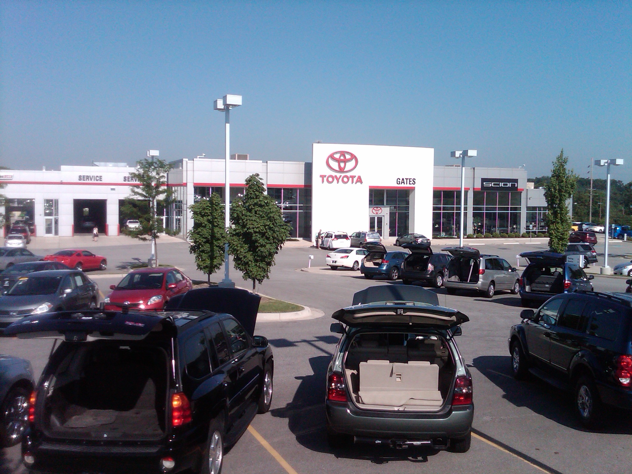 Gates Toyota / in South bend, IN 157 Cars Available