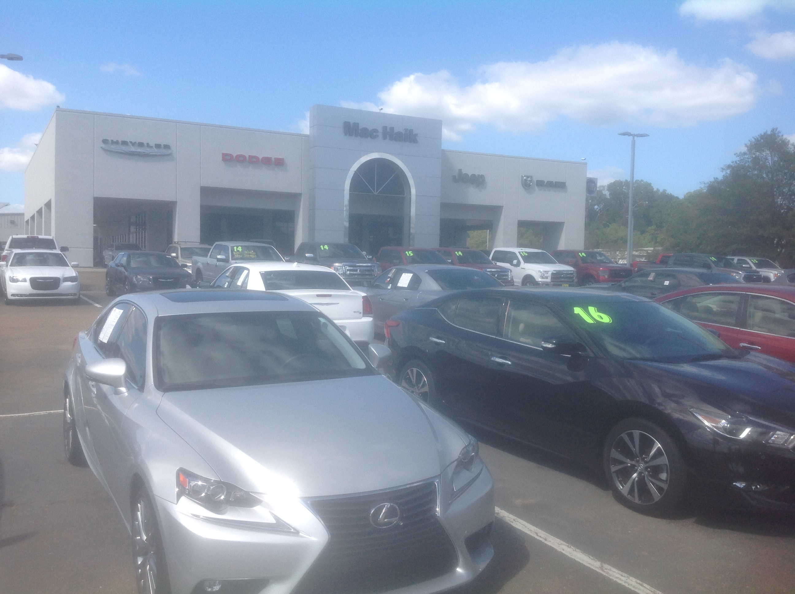 Mac Haik Flowood Chrysler Dodge Jeep RAM in Flowood, MS 356 Cars