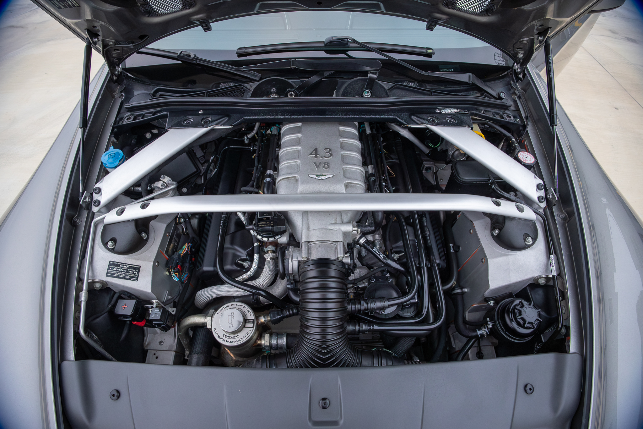 2008 Aston Martin V8 Vantage SPORTSHIFT Base - Photo 36
