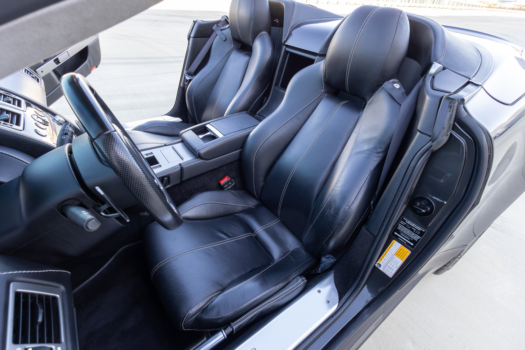 2010 Aston Martin V8 Vantage Base - Photo 33