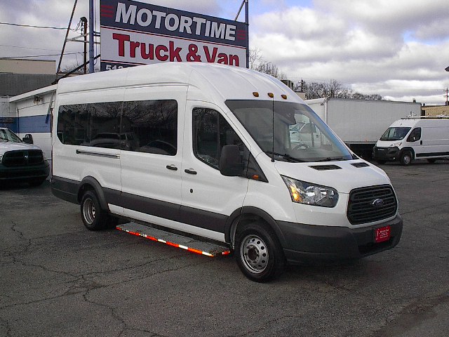 2018 Ford Transit Wagon XL