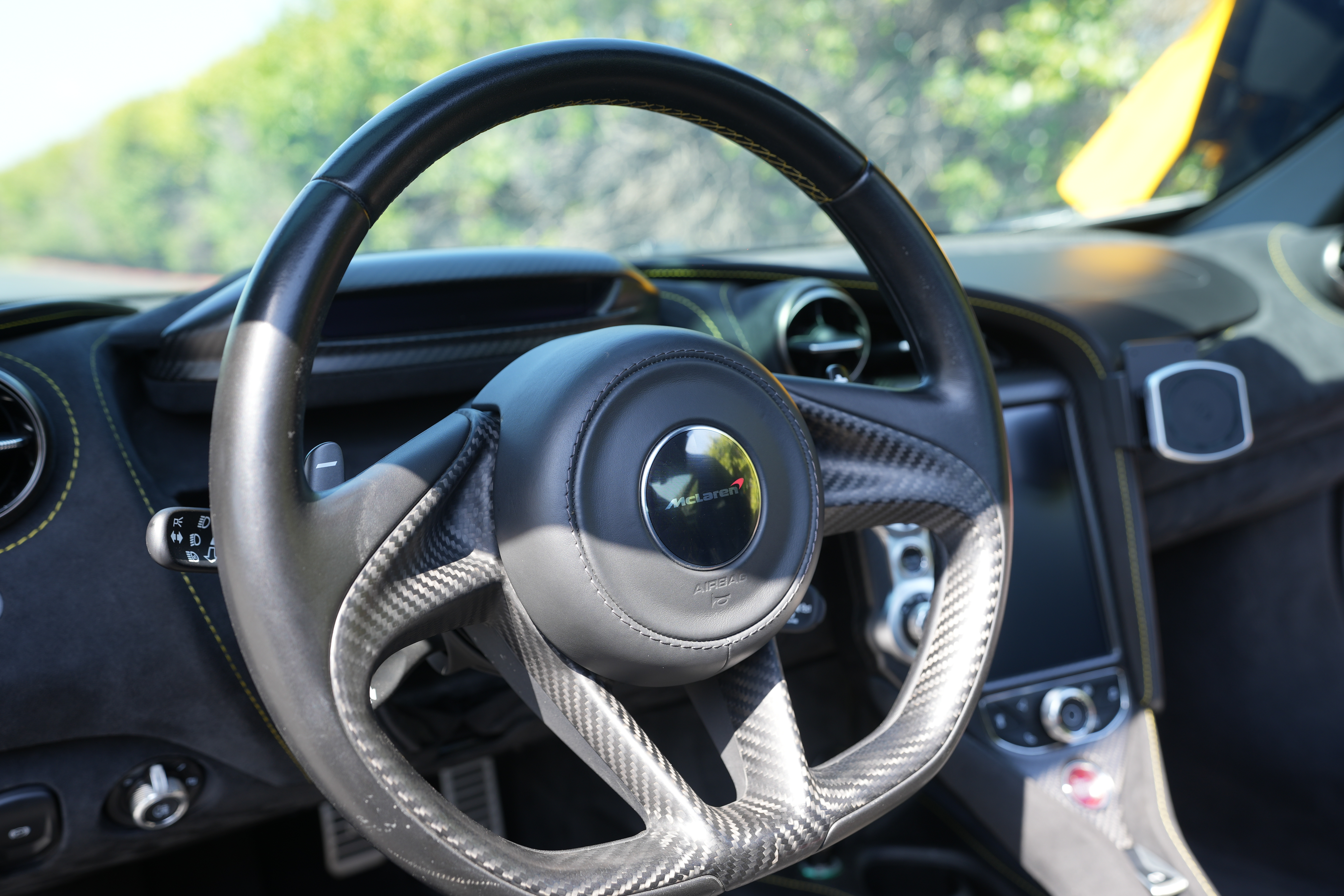 Used 2018 McLaren 720S Performance photo 20