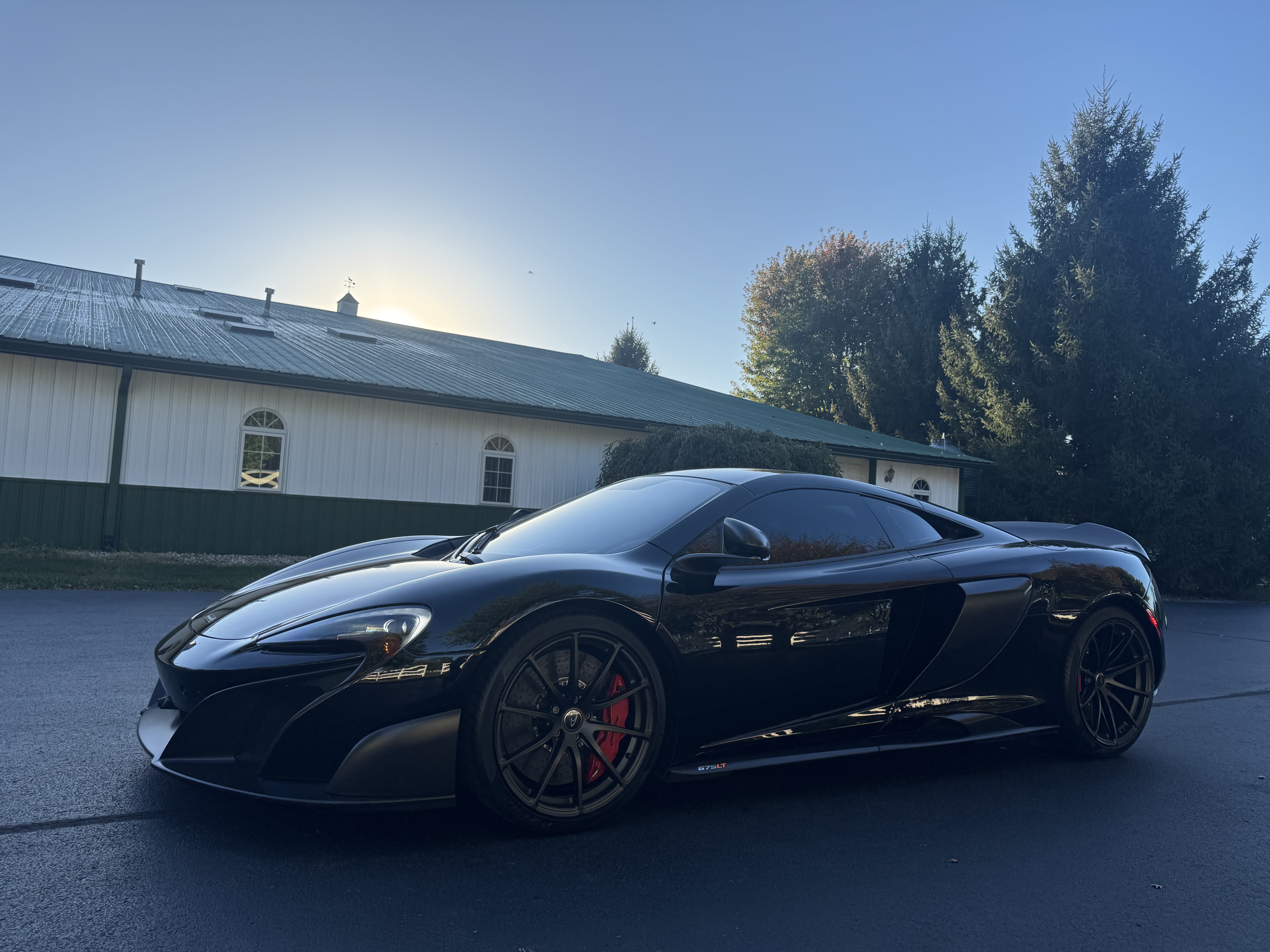 Used 2016 McLaren 675LT Coupe photo 25