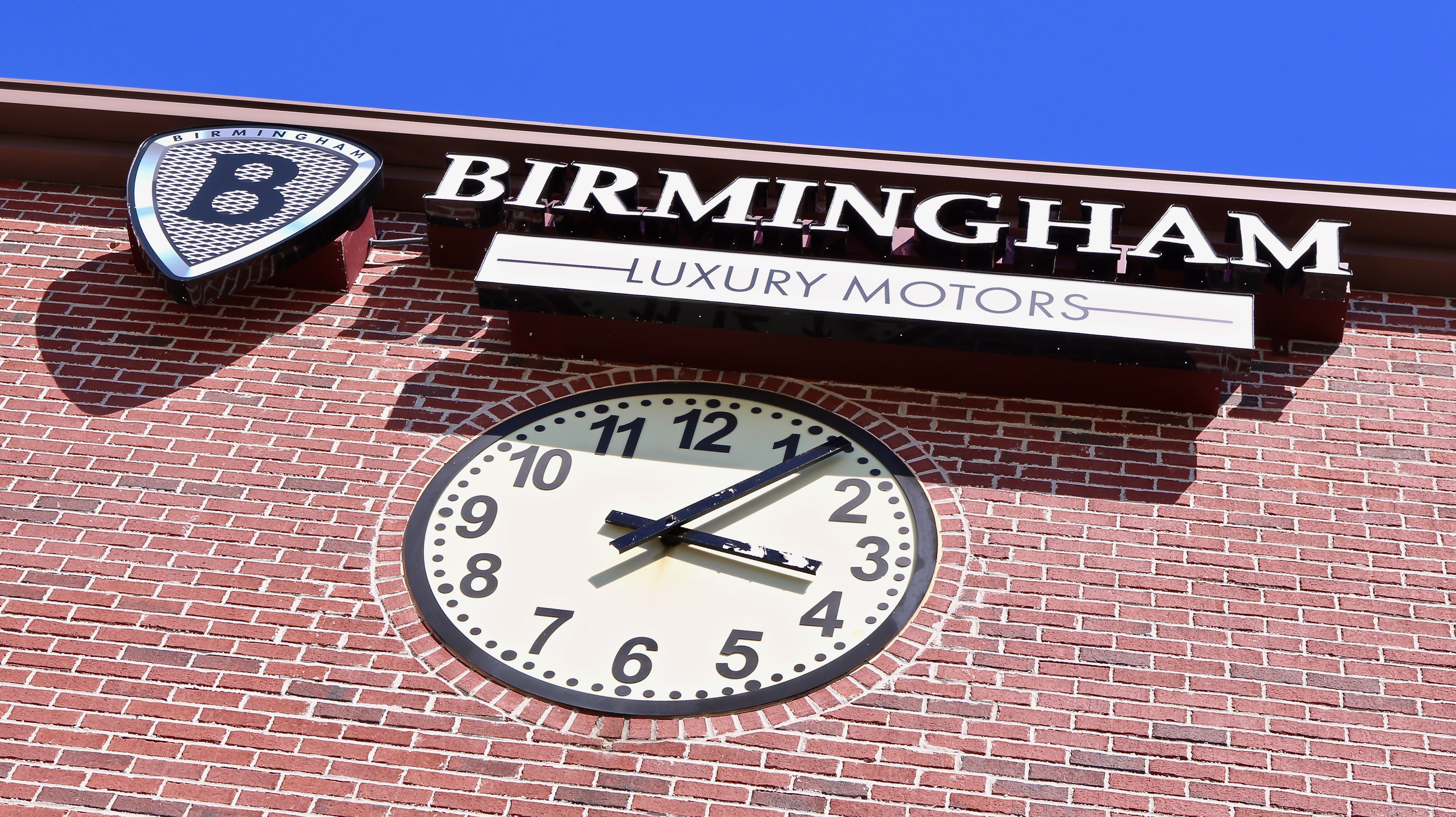 Birmingham Luxury Motors in Birmingham, AL 142 Cars Available