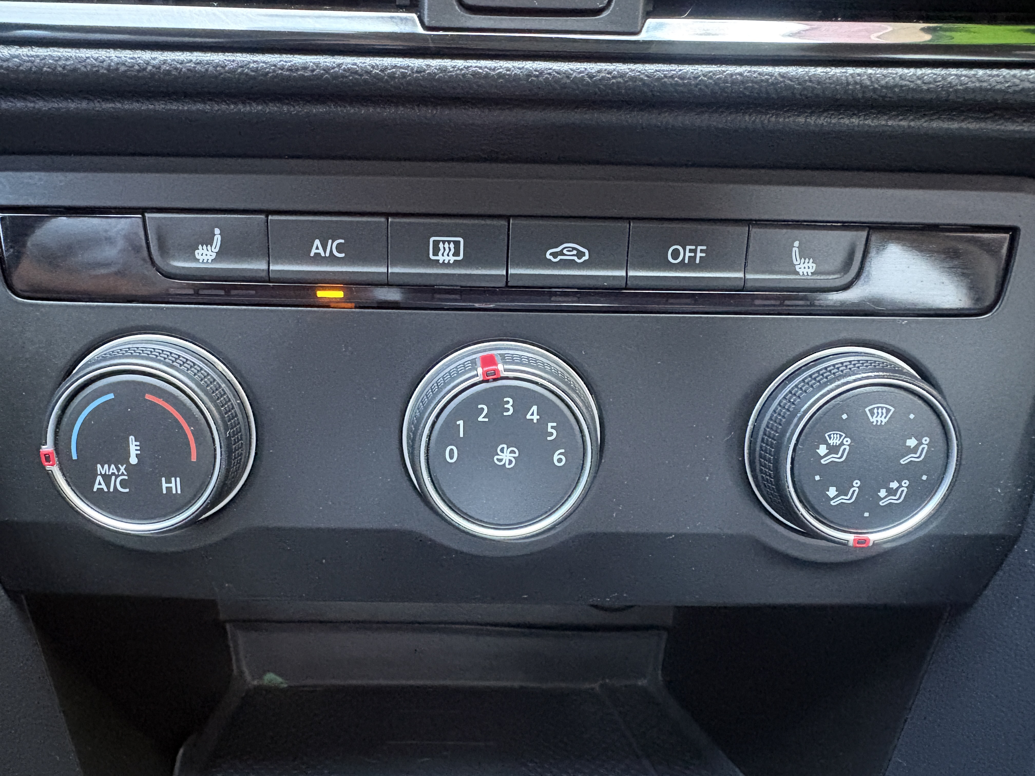 2022 Volkswagen Taos SE - Photo 20