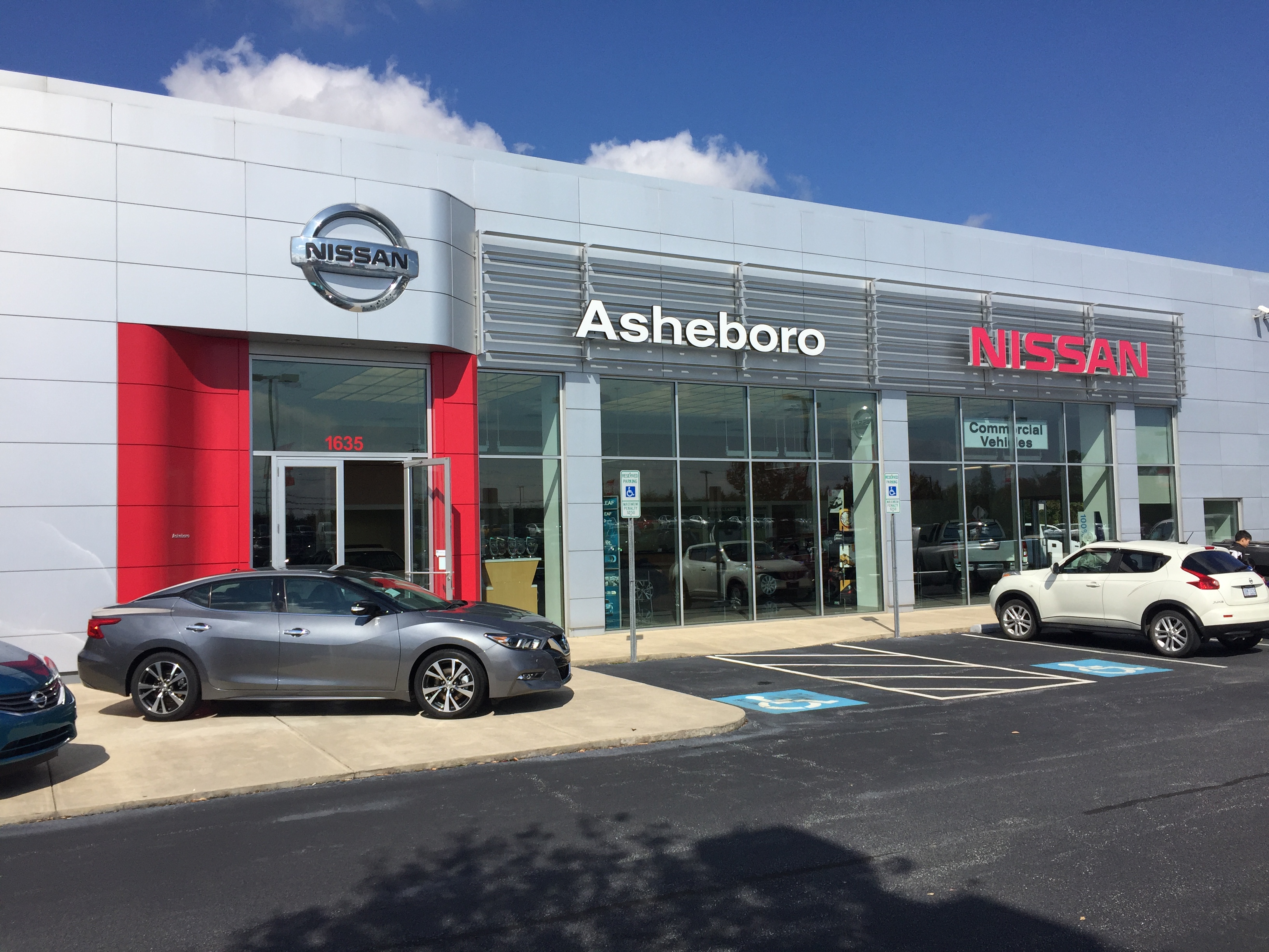 nissan dealer hillsborough