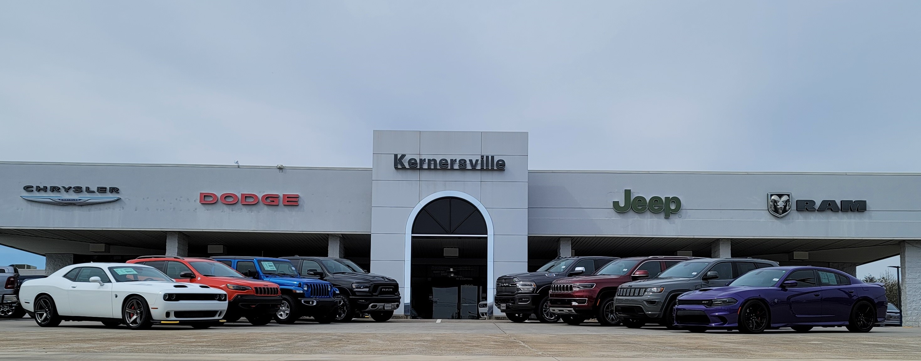 Kernersville Chrysler Dodge Jeep RAM in Kernersville, NC | Rated 4.6