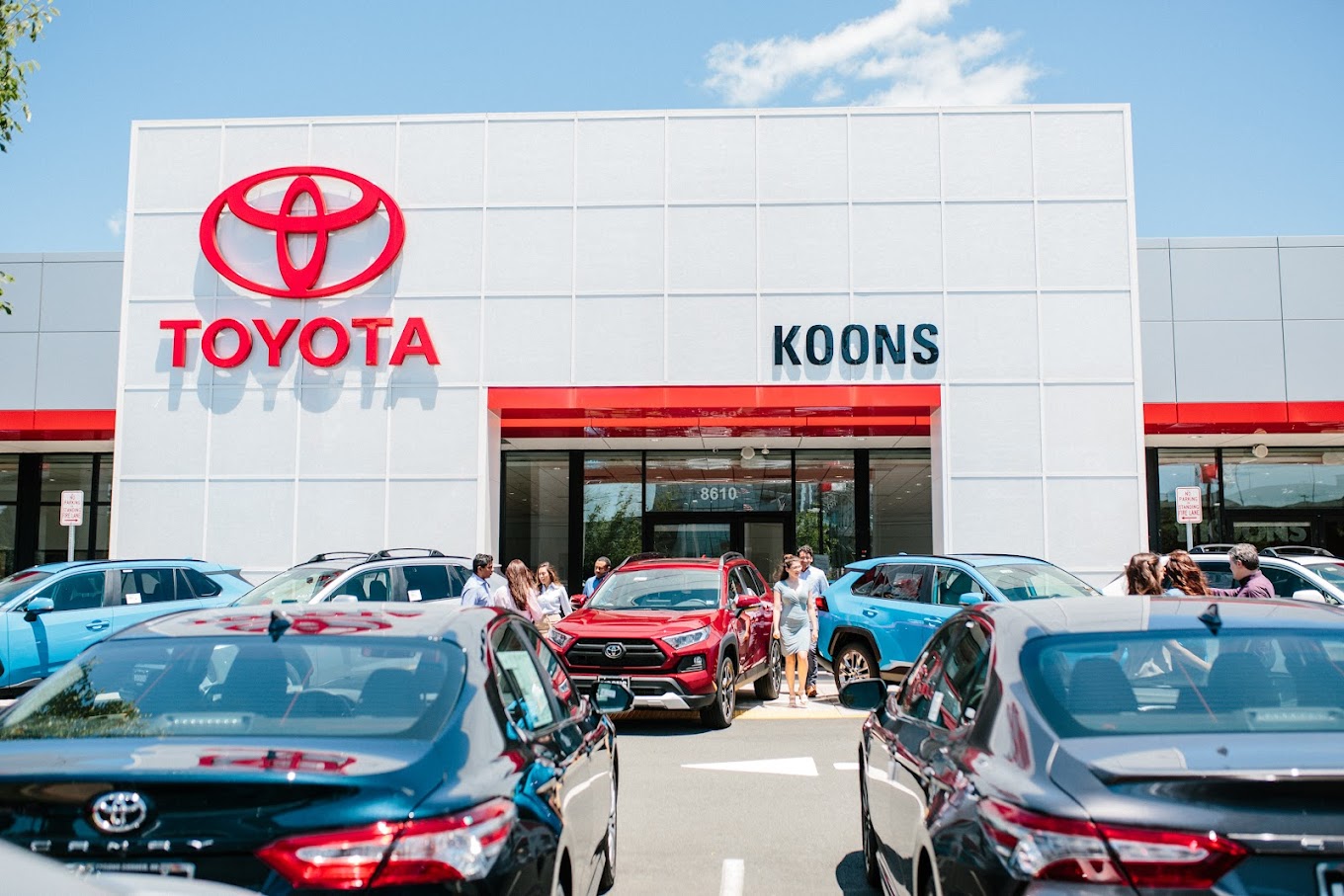 Koons Toyota Tysons in Vienna VA Rated 4.6 Stars Kelley Blue Book