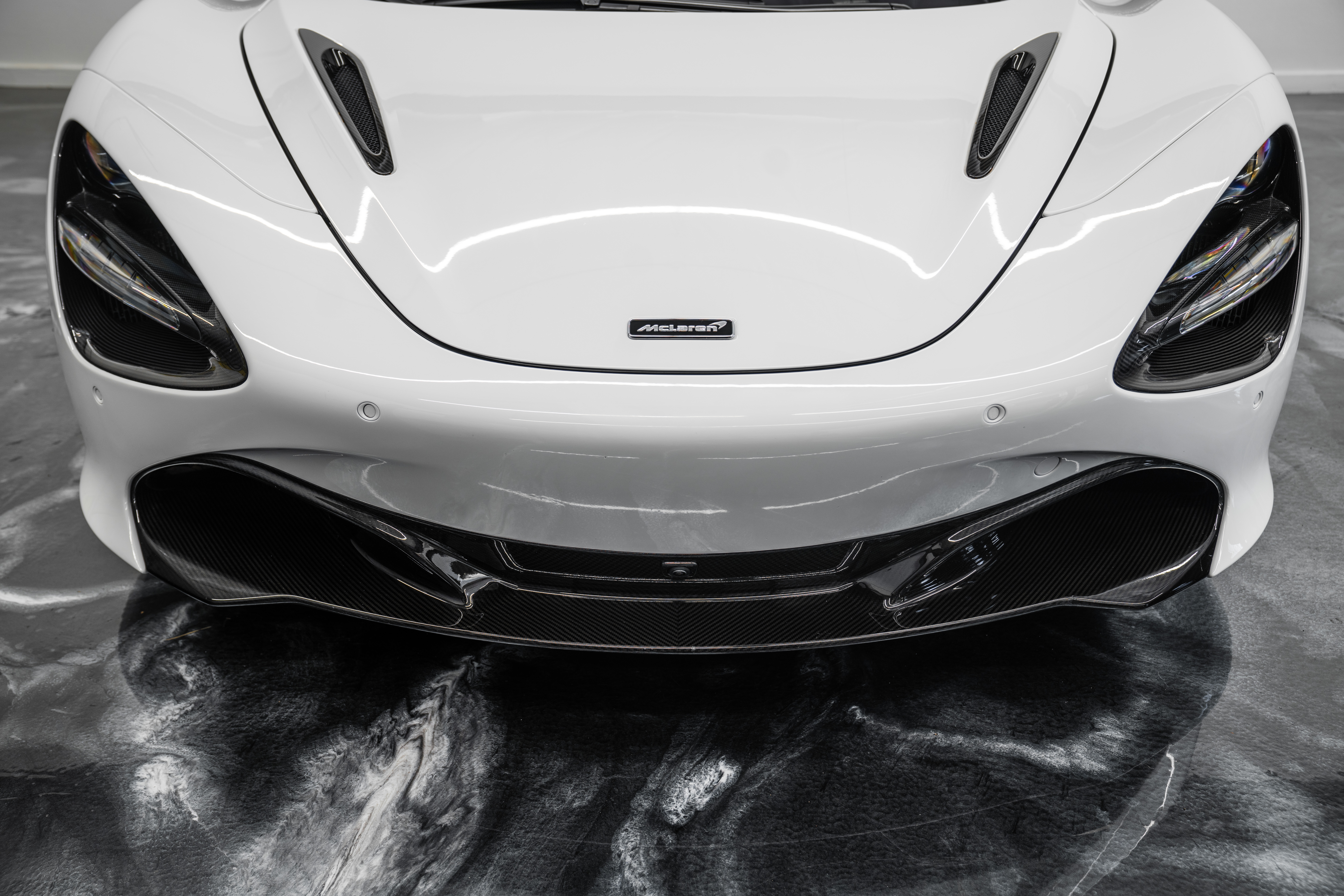 Used 2020 McLaren 720S Performance photo 25