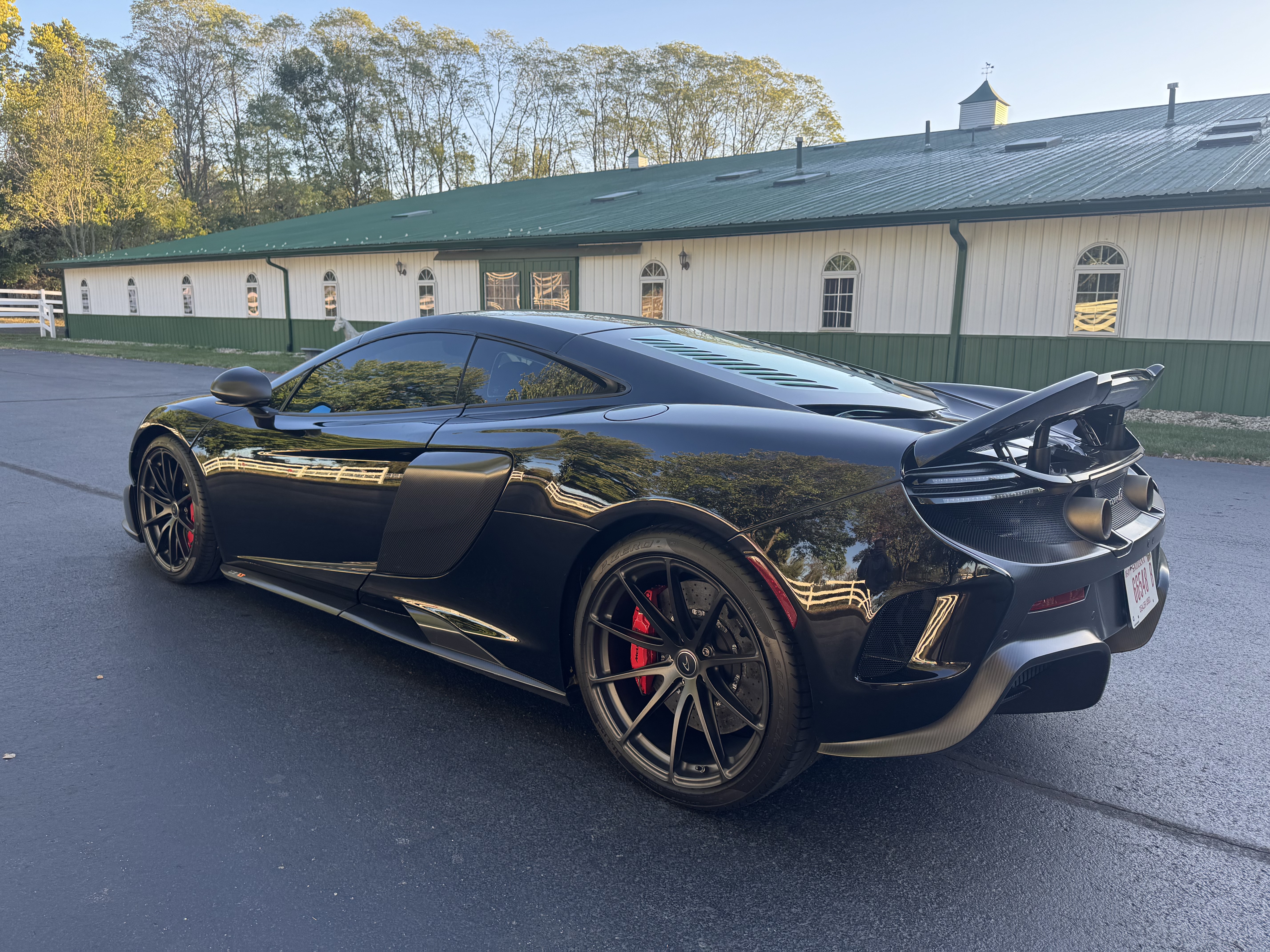Used 2016 McLaren 675LT Coupe photo 21