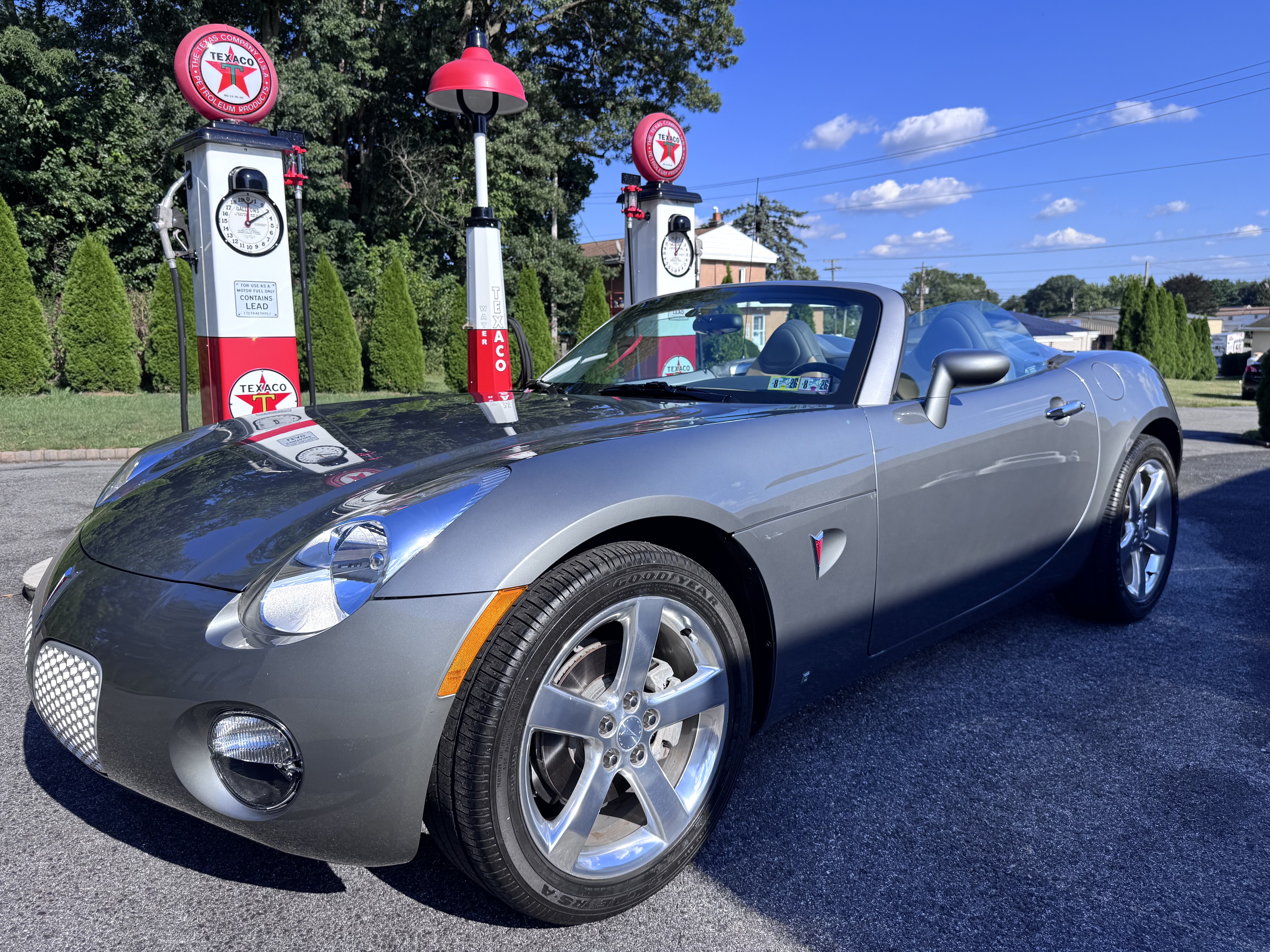 Used 2006 Pontiac Solstice