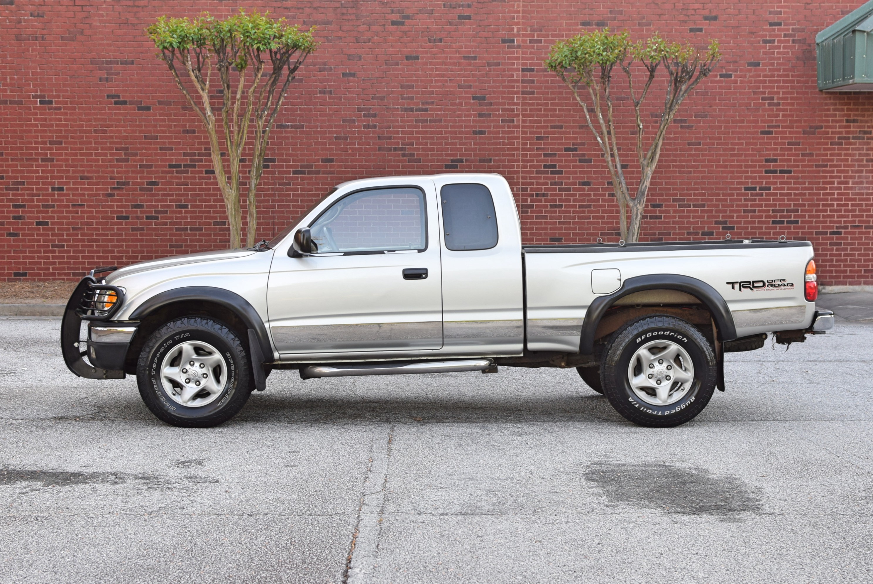 Used 2003 Toyota Tacoma SR5