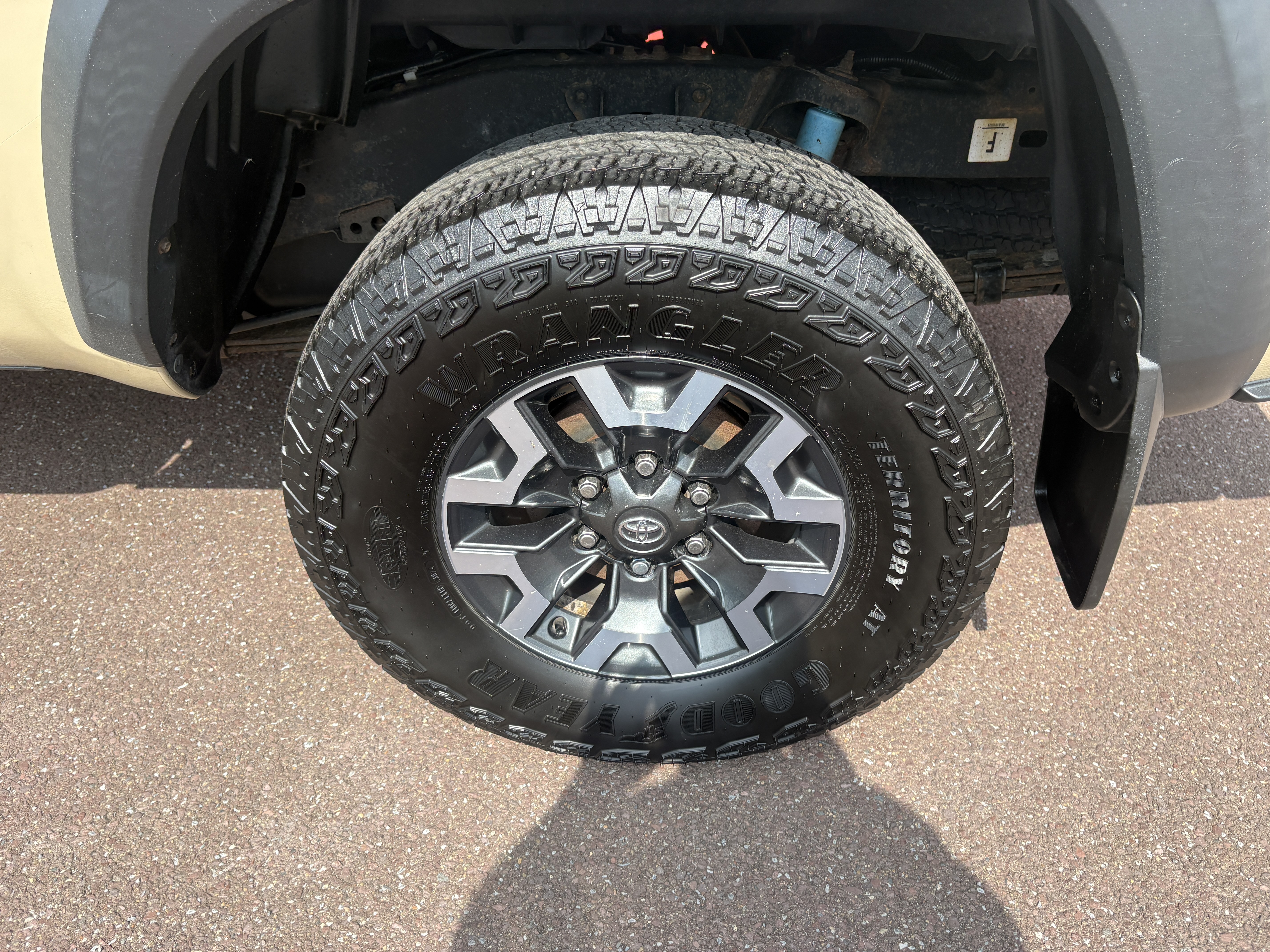 2017 Toyota Tacoma TRD Off Road - Photo 23