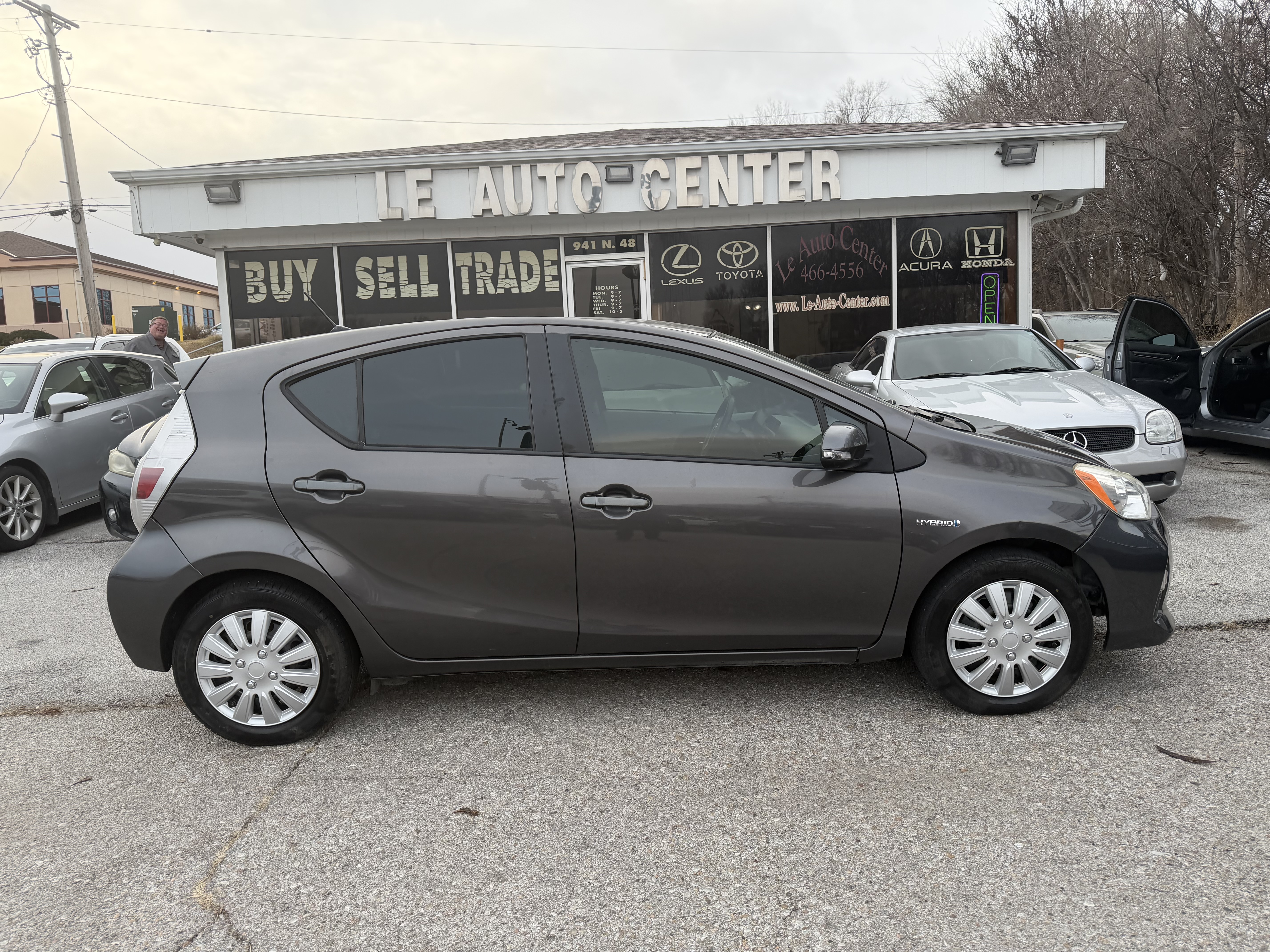 2014 Toyota Prius c Two