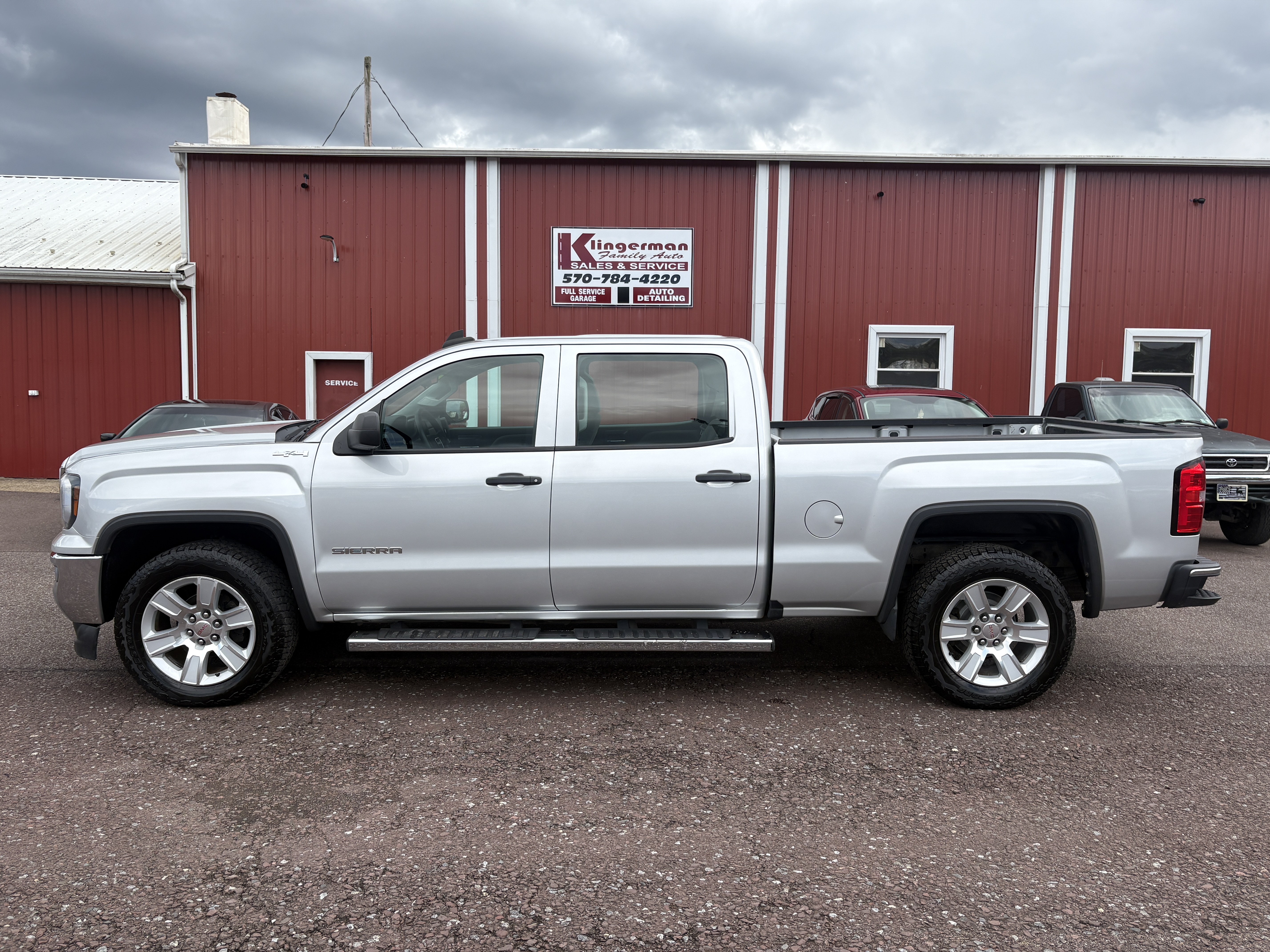 2017 GMC Sierra 4WD Crew Cab Standard Box's photo