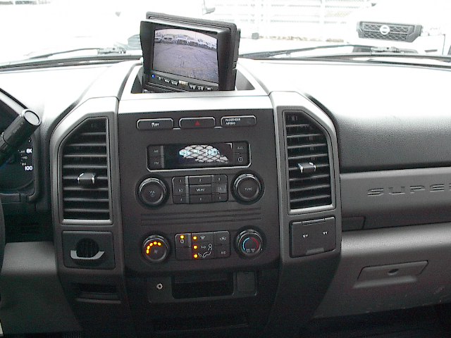 2017 Ford F-450 Super Duty Chassis Cab XL - Photo 16