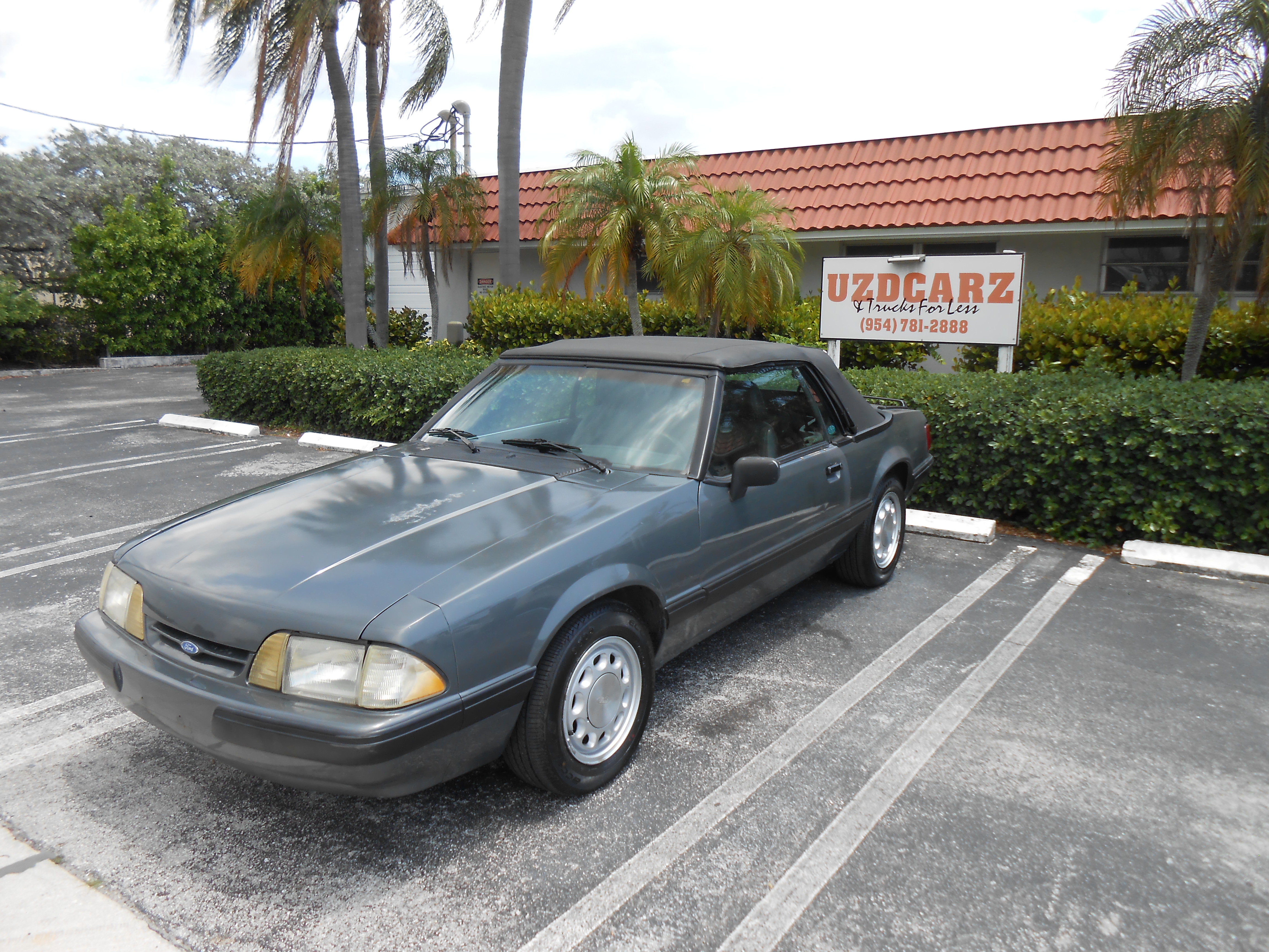 Used 1989 Ford Mustang LX