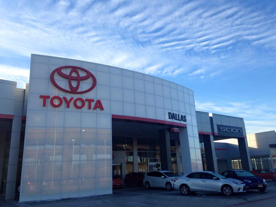 Toyota of Dallas in Dallas, TX | Rated 4.5 Stars | Kelley Blue Book