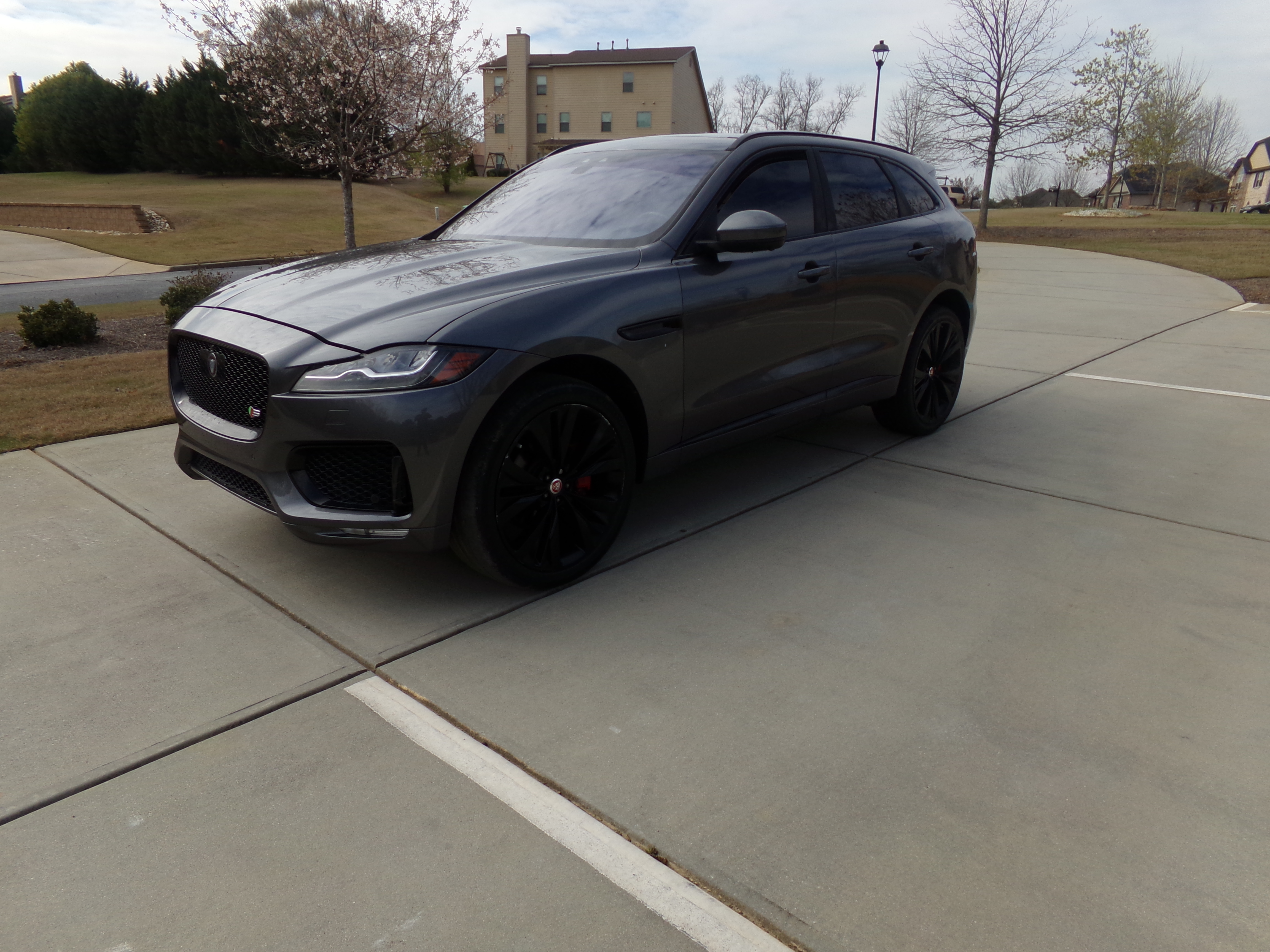 2019 Jaguar F-Pace S