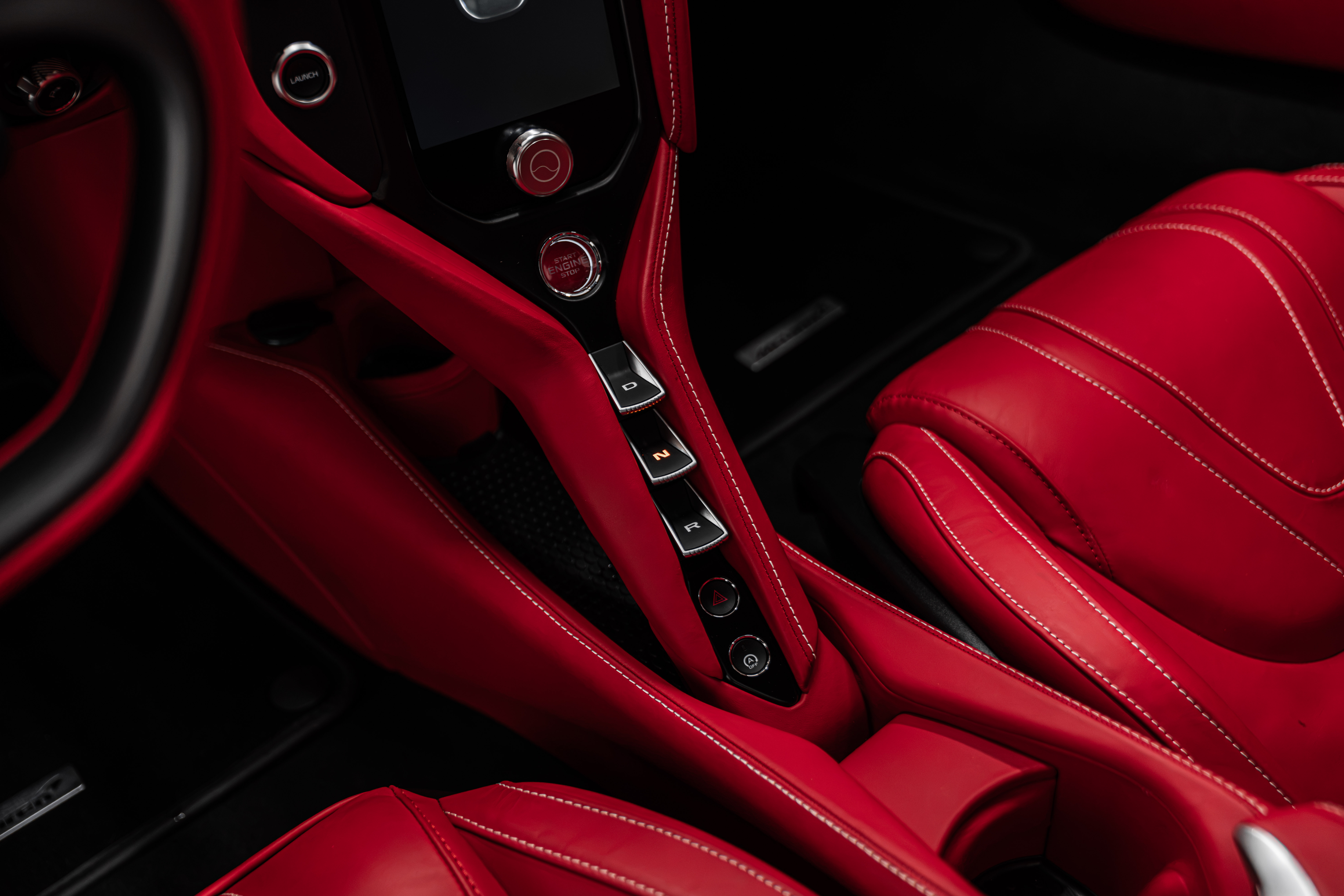 Used 2024 McLaren 750S UNAVAIL photo 19