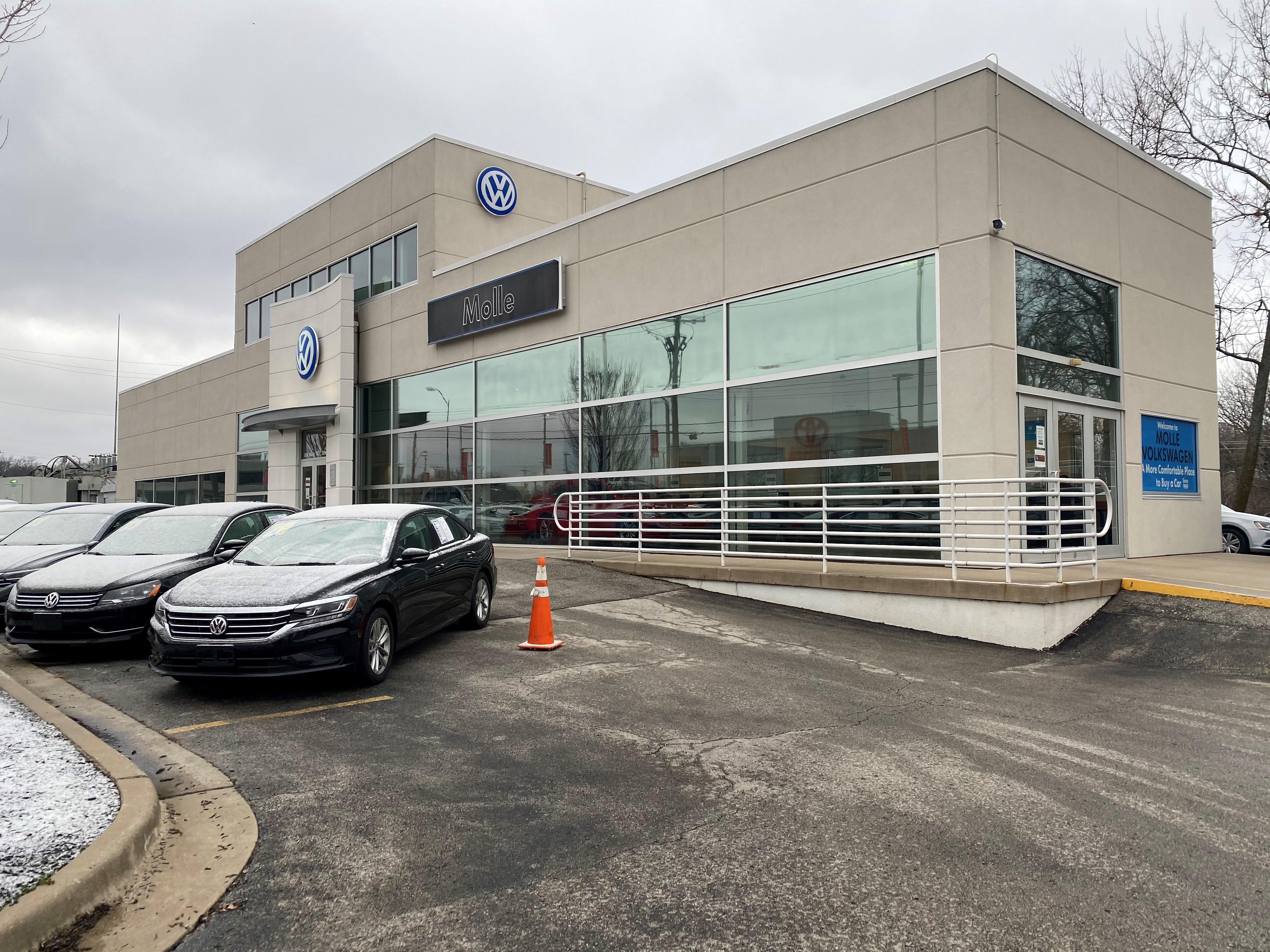 Molle Volkswagen in Kansas City, MO Rated 4.8 Stars Kelley Blue Book