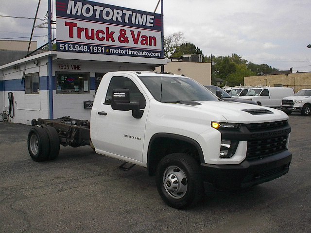 2021 Chevrolet Silverado 3500HD Work Truck's photo