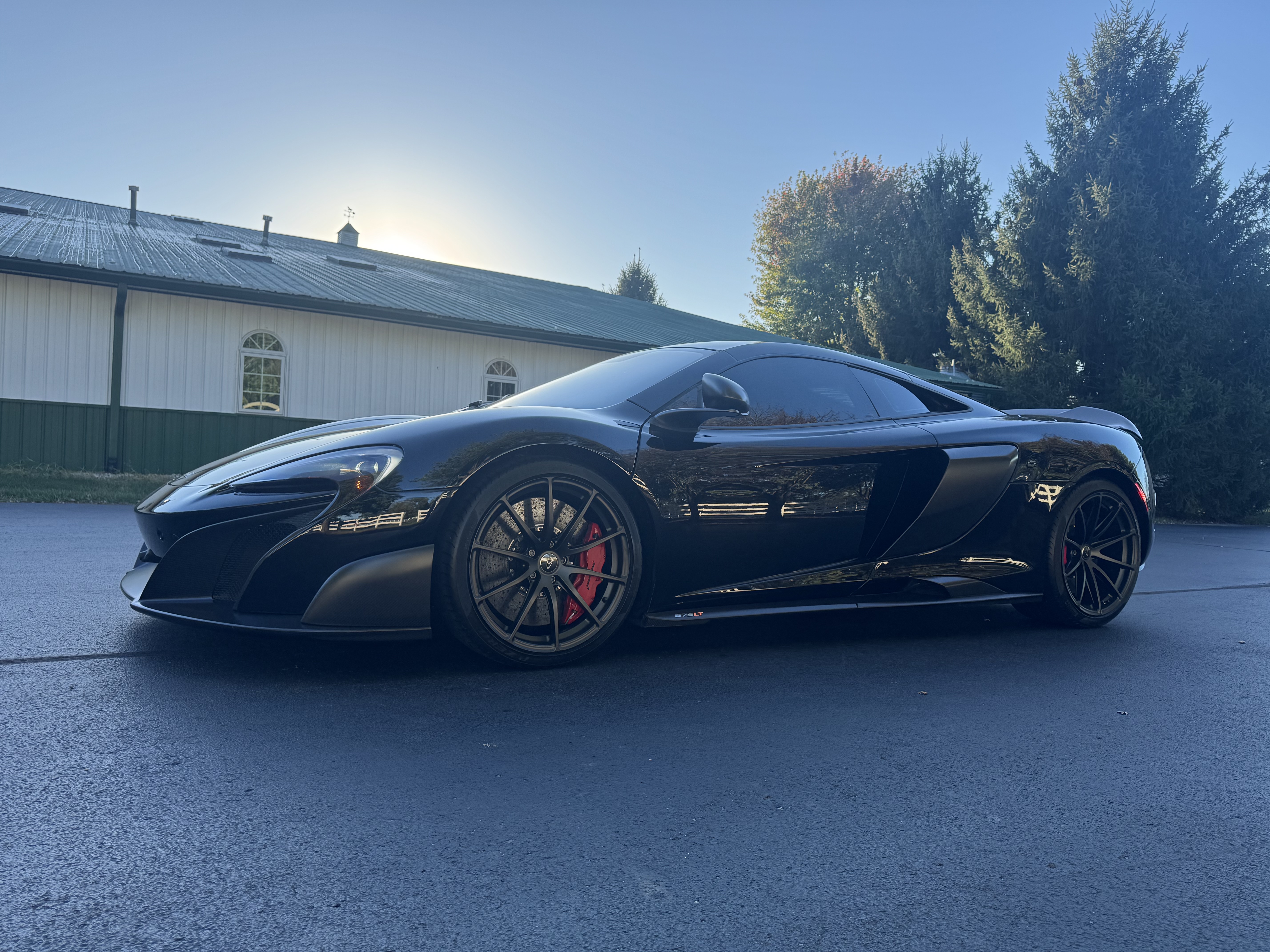 Used 2016 McLaren 675LT Coupe photo 24