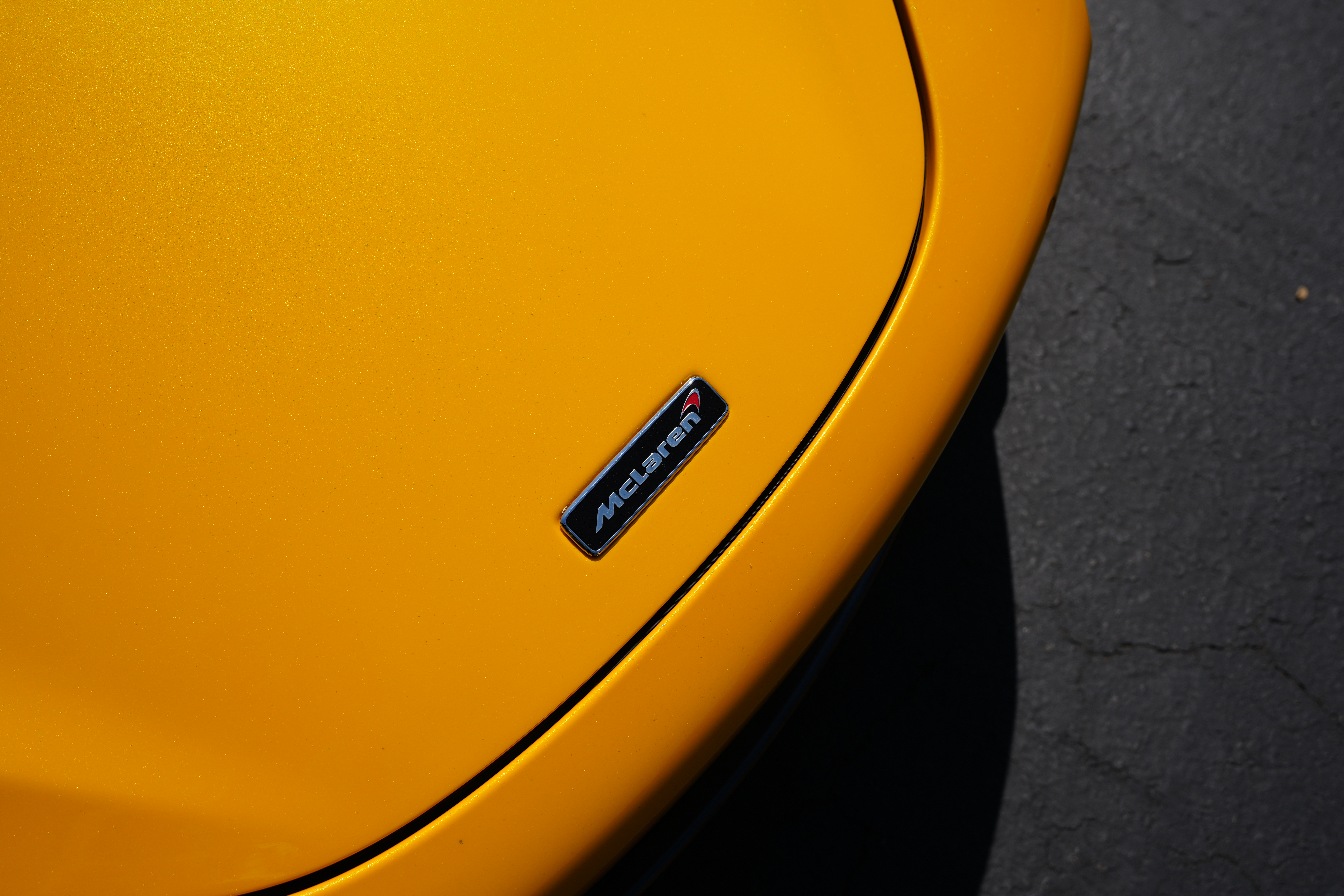 Used 2018 McLaren 720S Performance photo 14