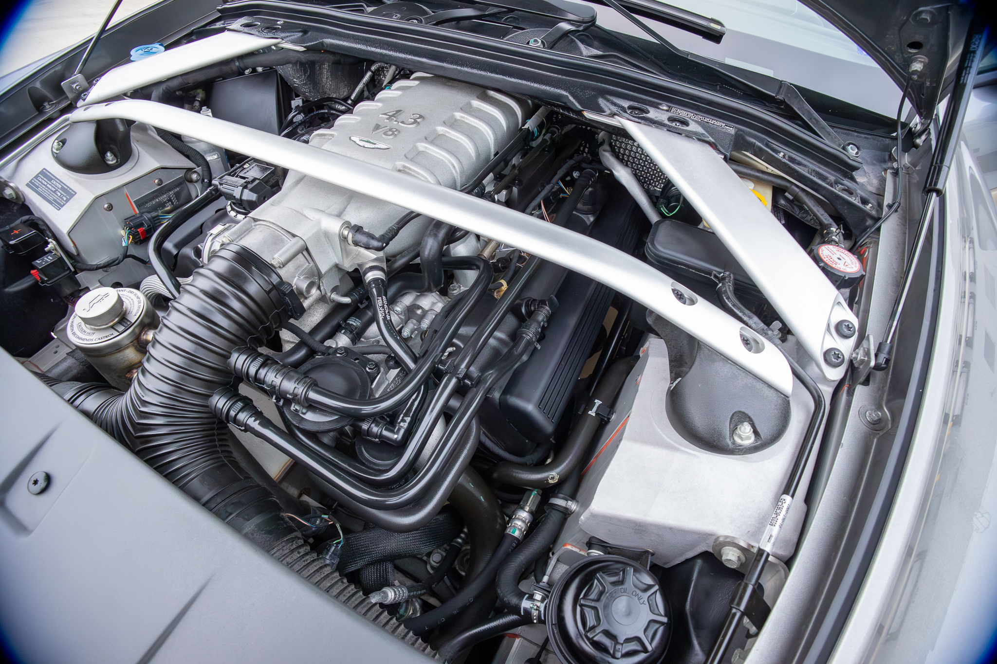 2008 Aston Martin V8 Vantage SPORTSHIFT Base - Photo 37