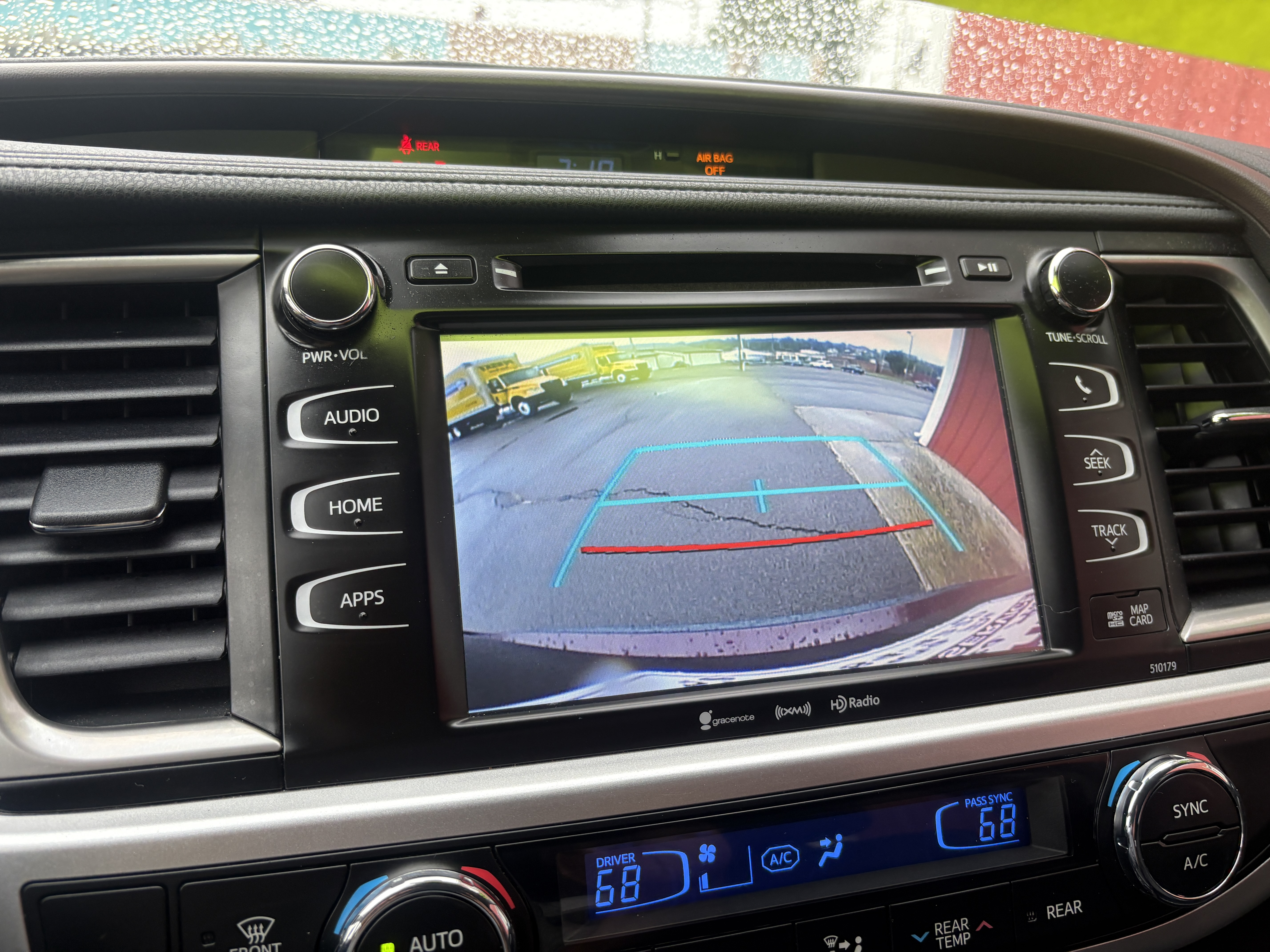 2018 Toyota Highlander XLE - Photo 16