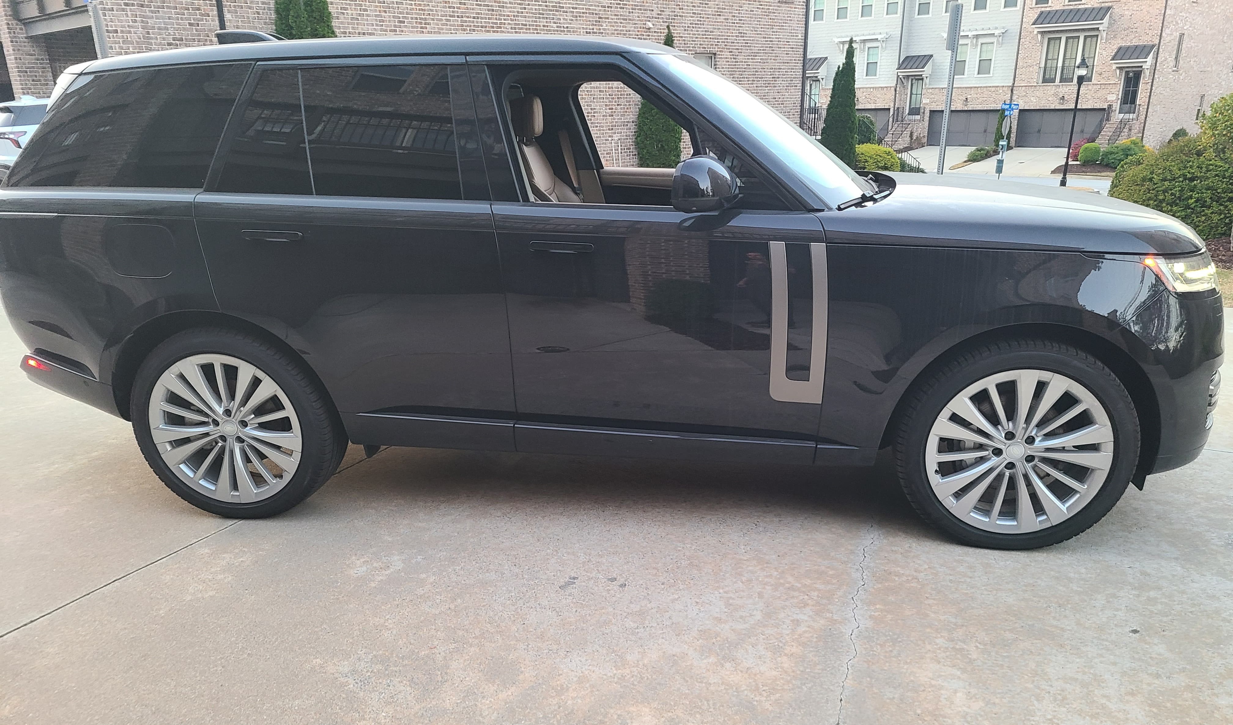 2024 Land Rover Range Rover SE