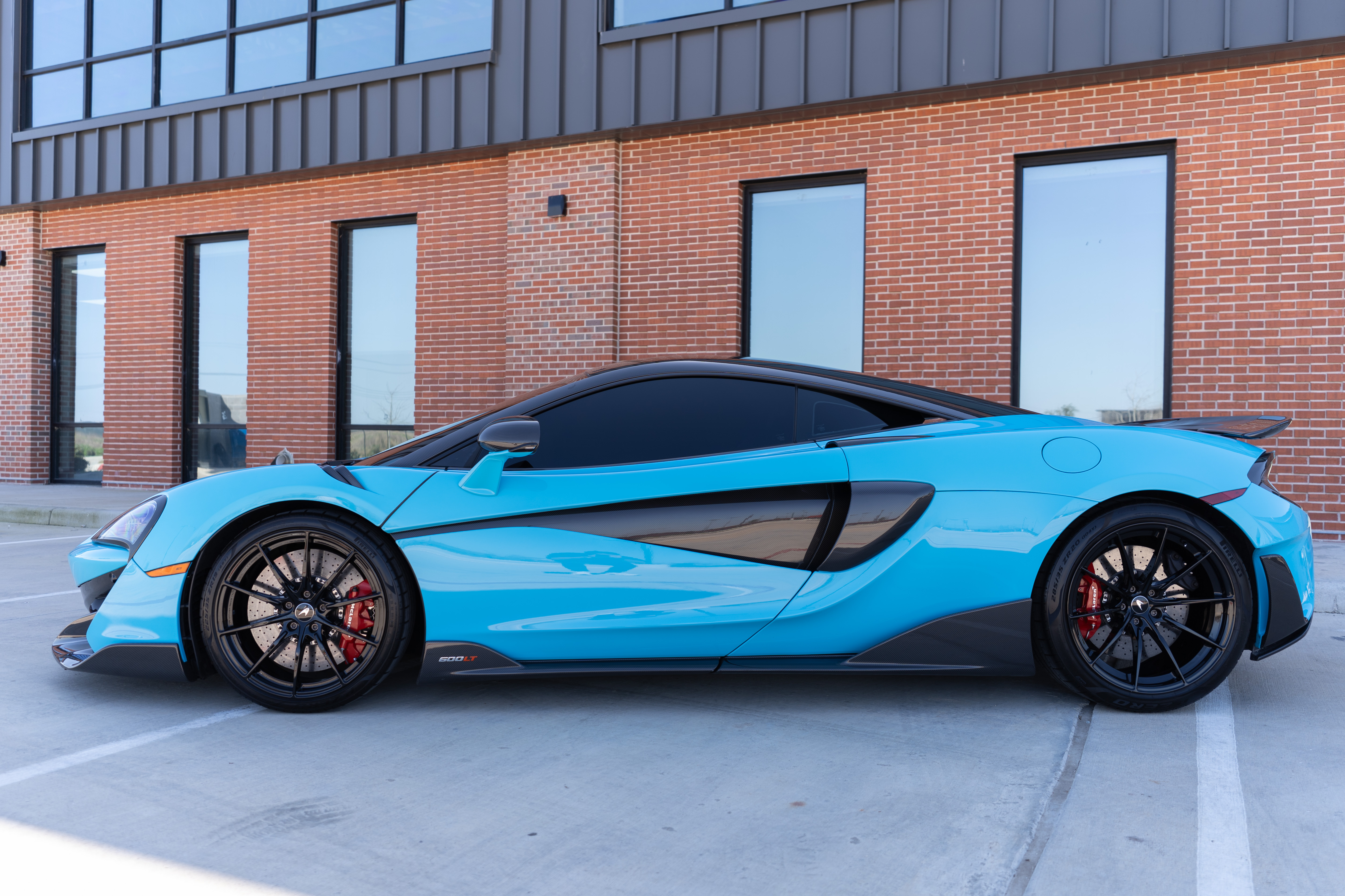 Used 2019 McLaren 600LT photo 5
