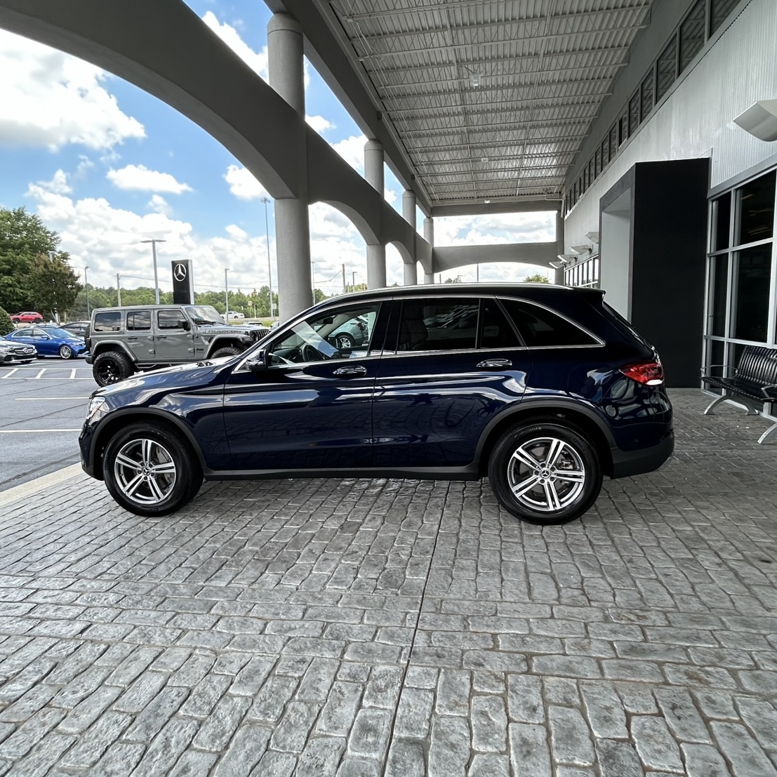 2022 Mercedes-Benz GLC 300
