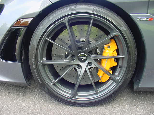 Used 2024 McLaren 750S Spider photo 16