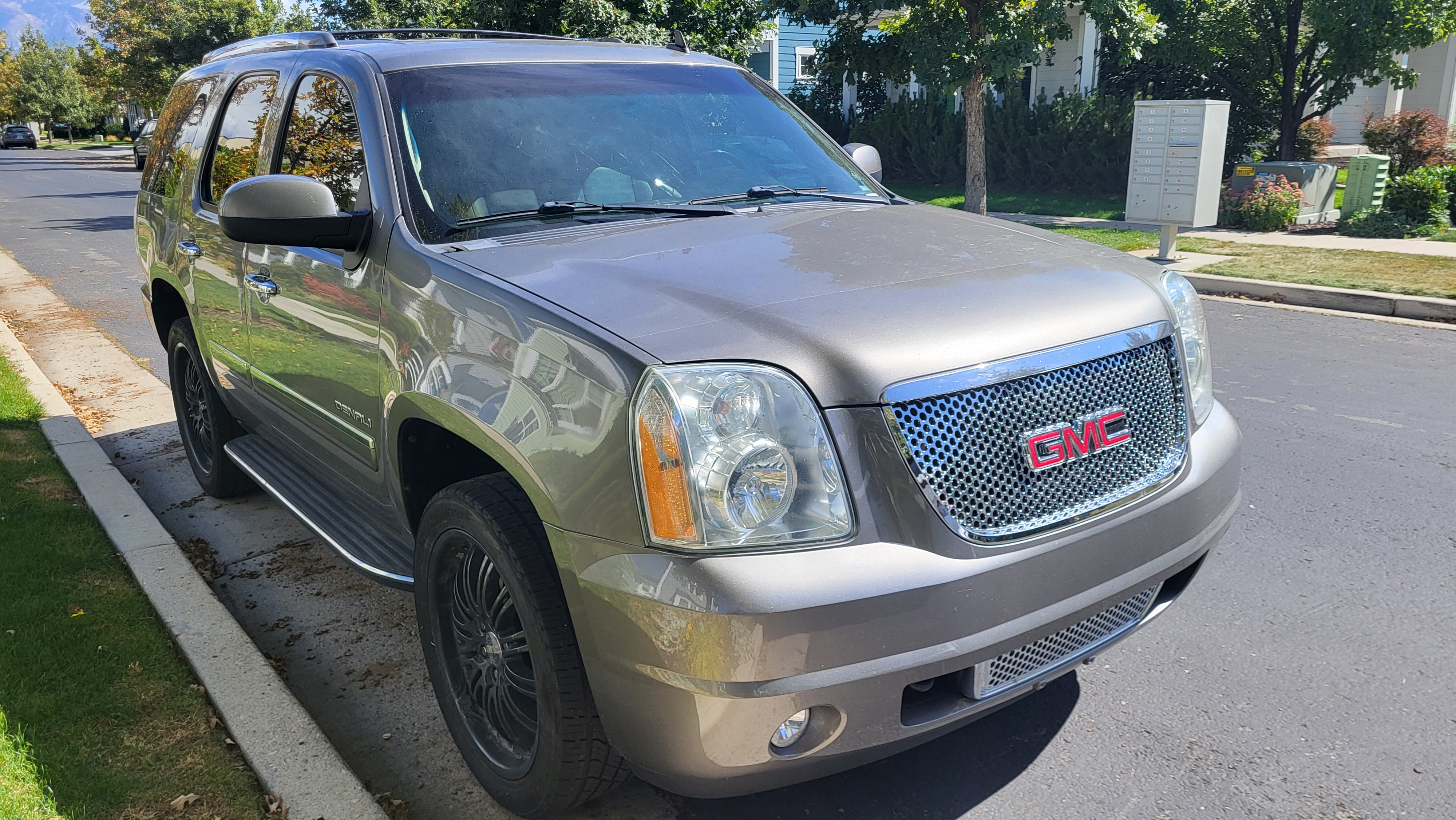 2012 GMC Yukon Denali