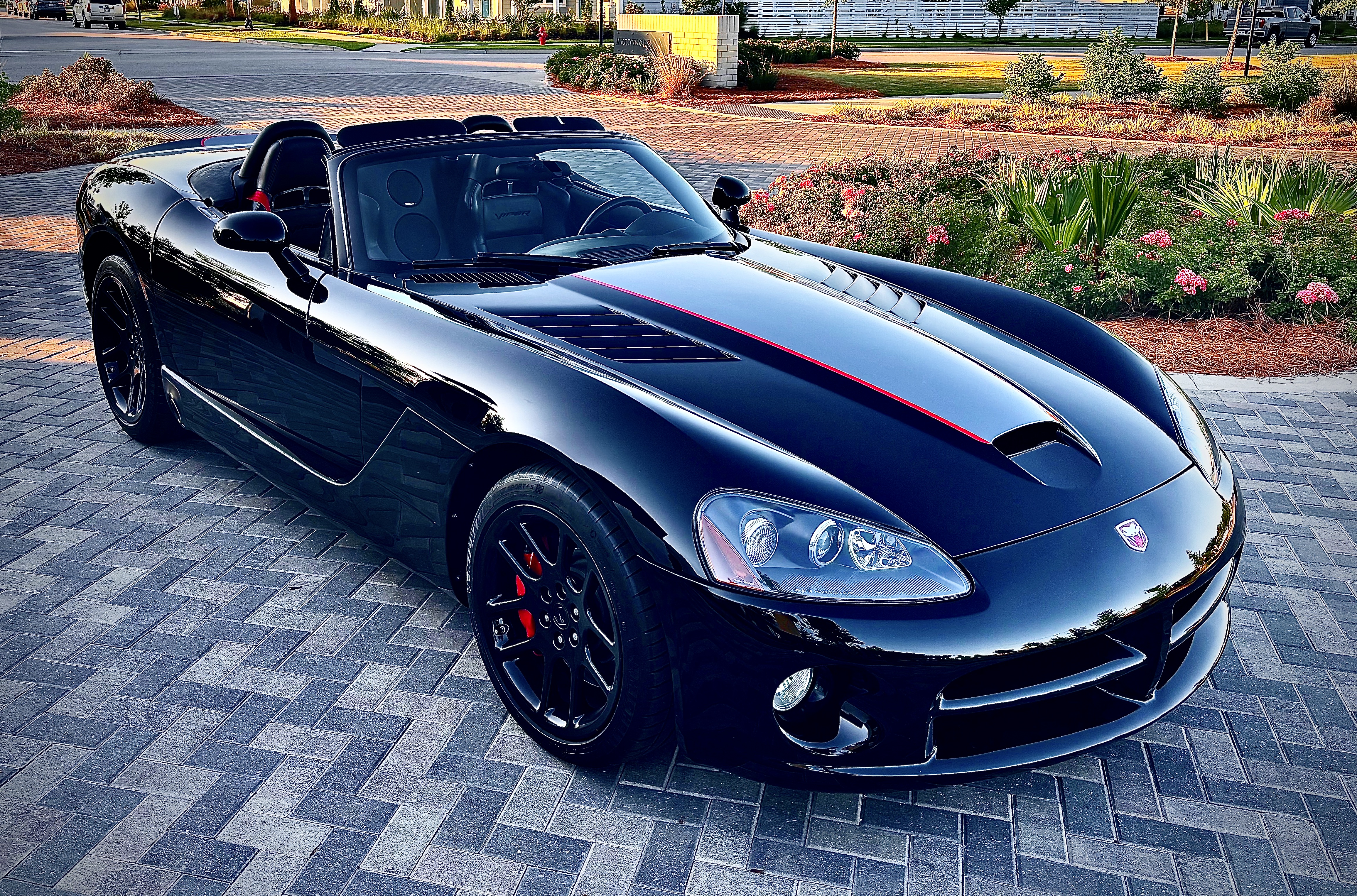 Used 2004 Dodge Viper SRT-10