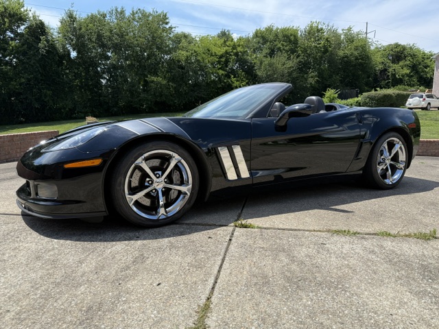Used 2013 Chevrolet Corvette Grand Sport w/ 2LT Preferred Equipment Group