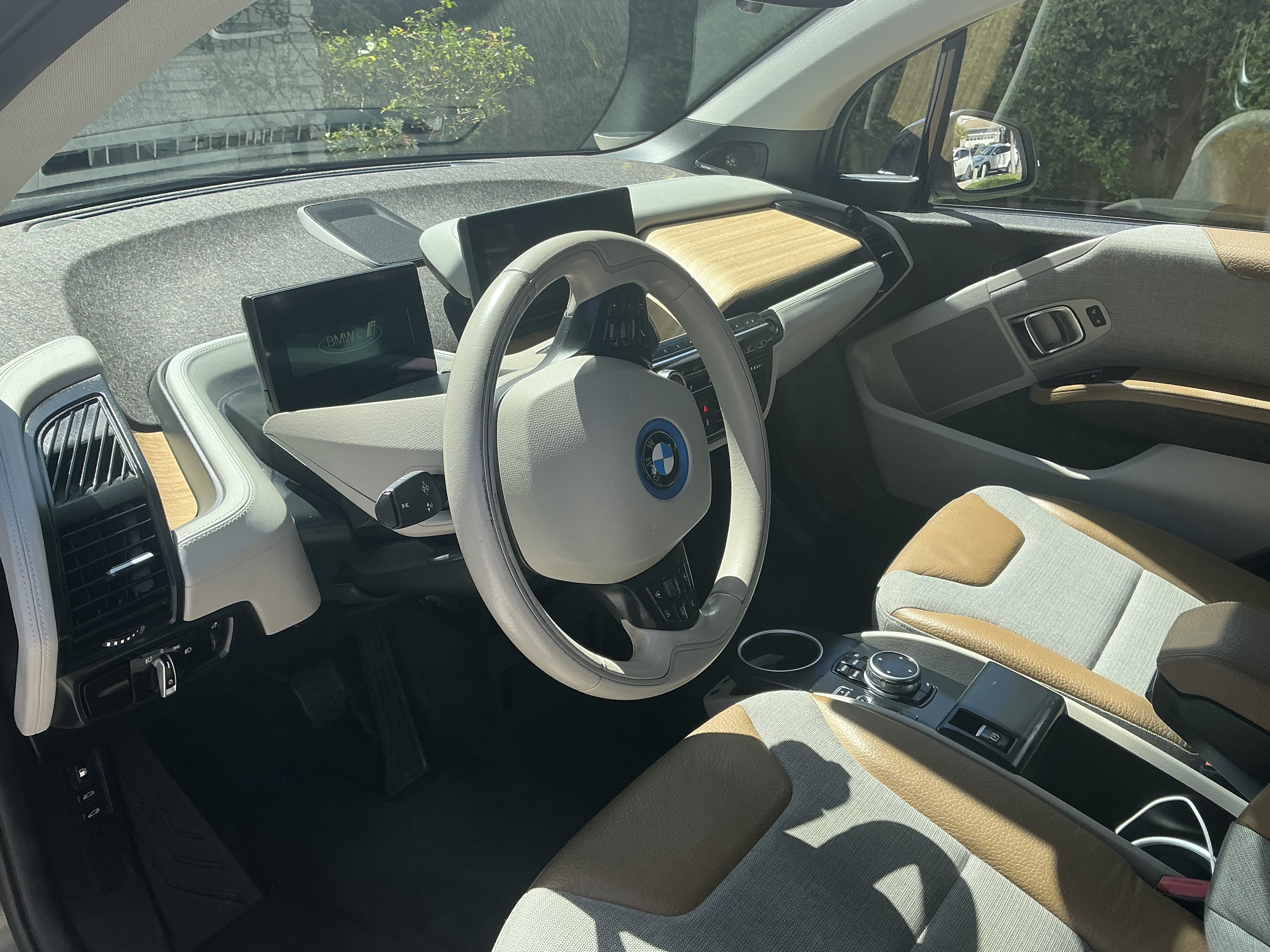 2016 BMW i3 w/ Range Extender