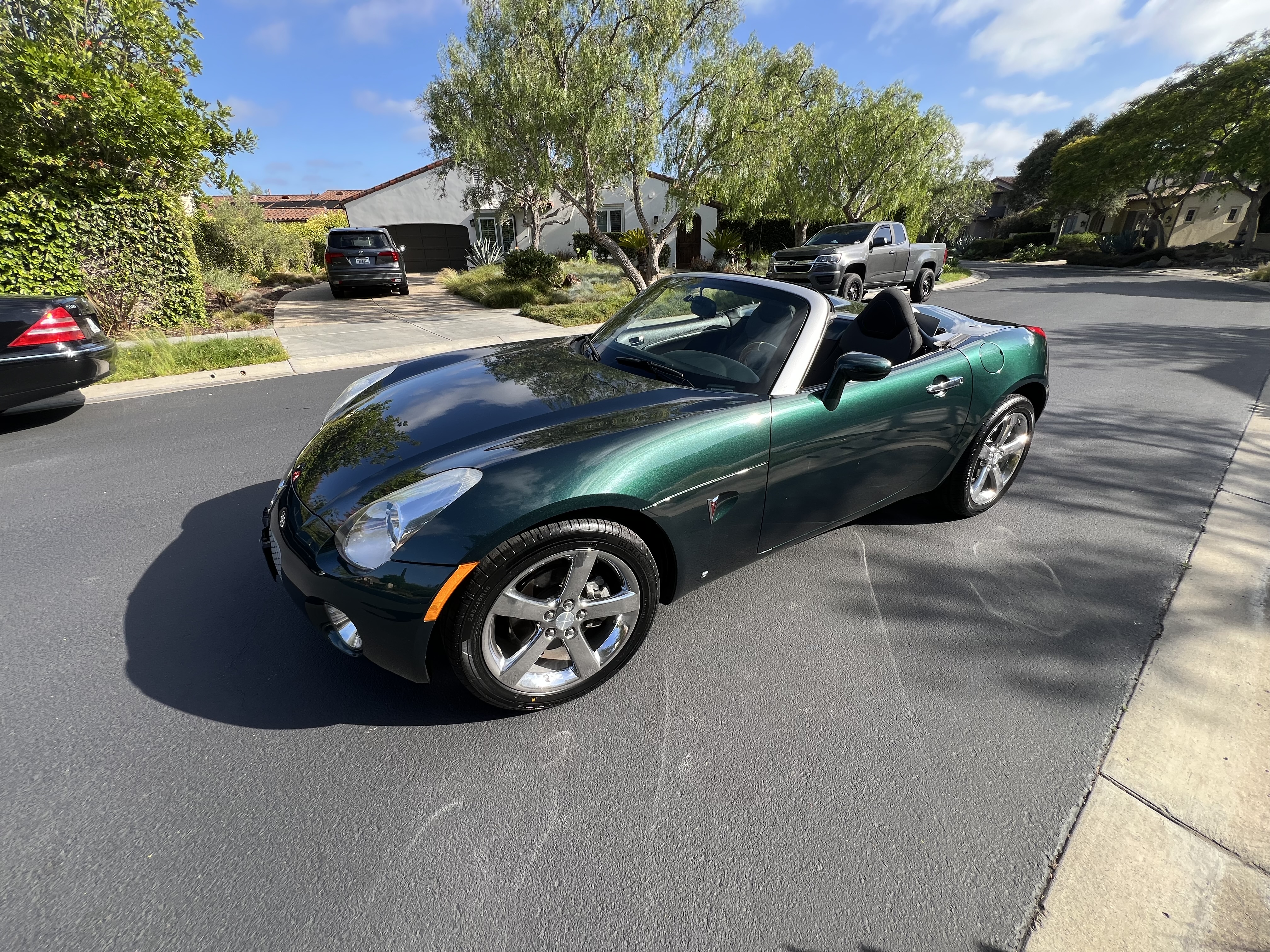 Used 2008 Pontiac Solstice Convertible w/ Preferred Package