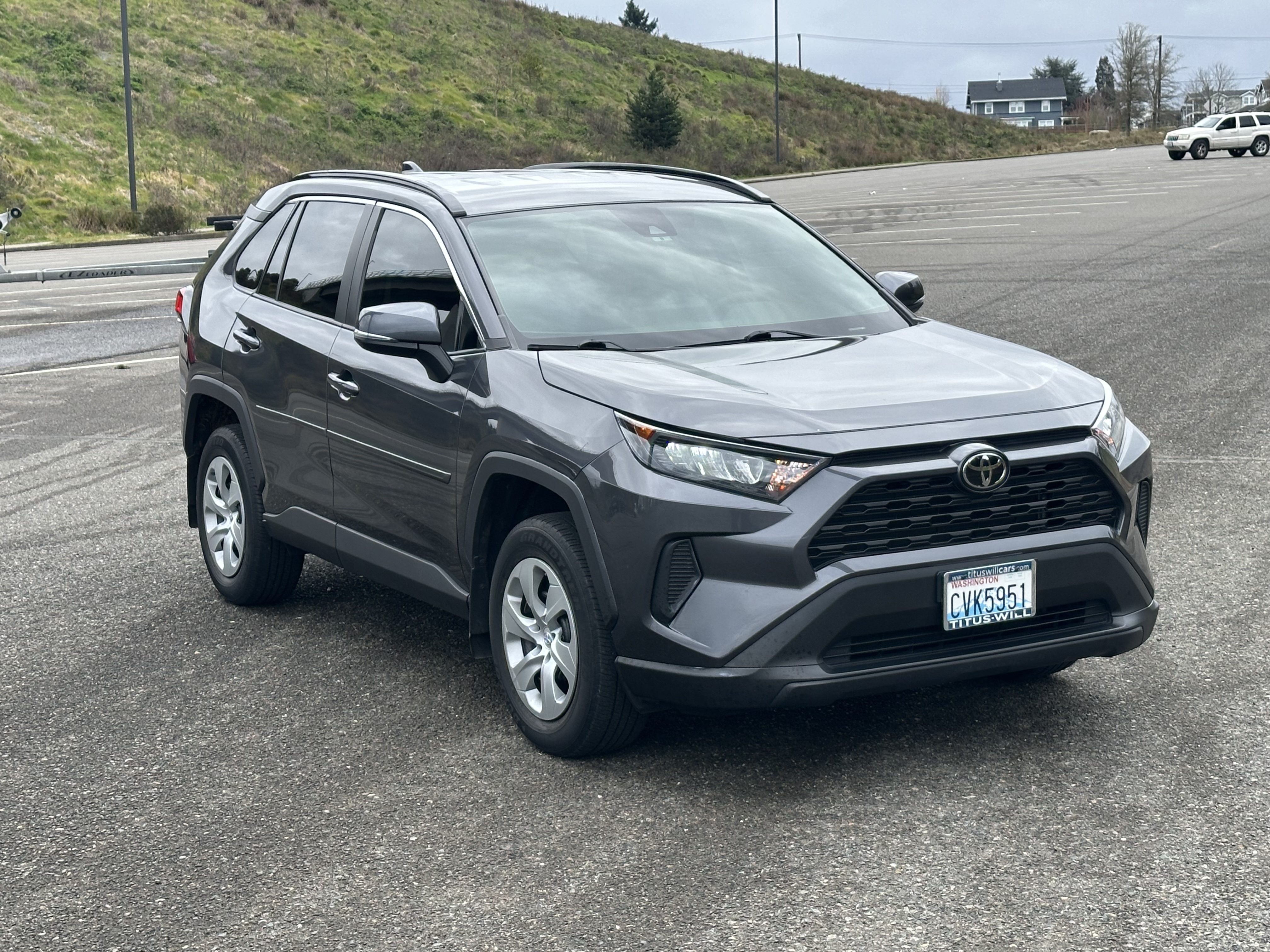 2020 Toyota RAV4 LE