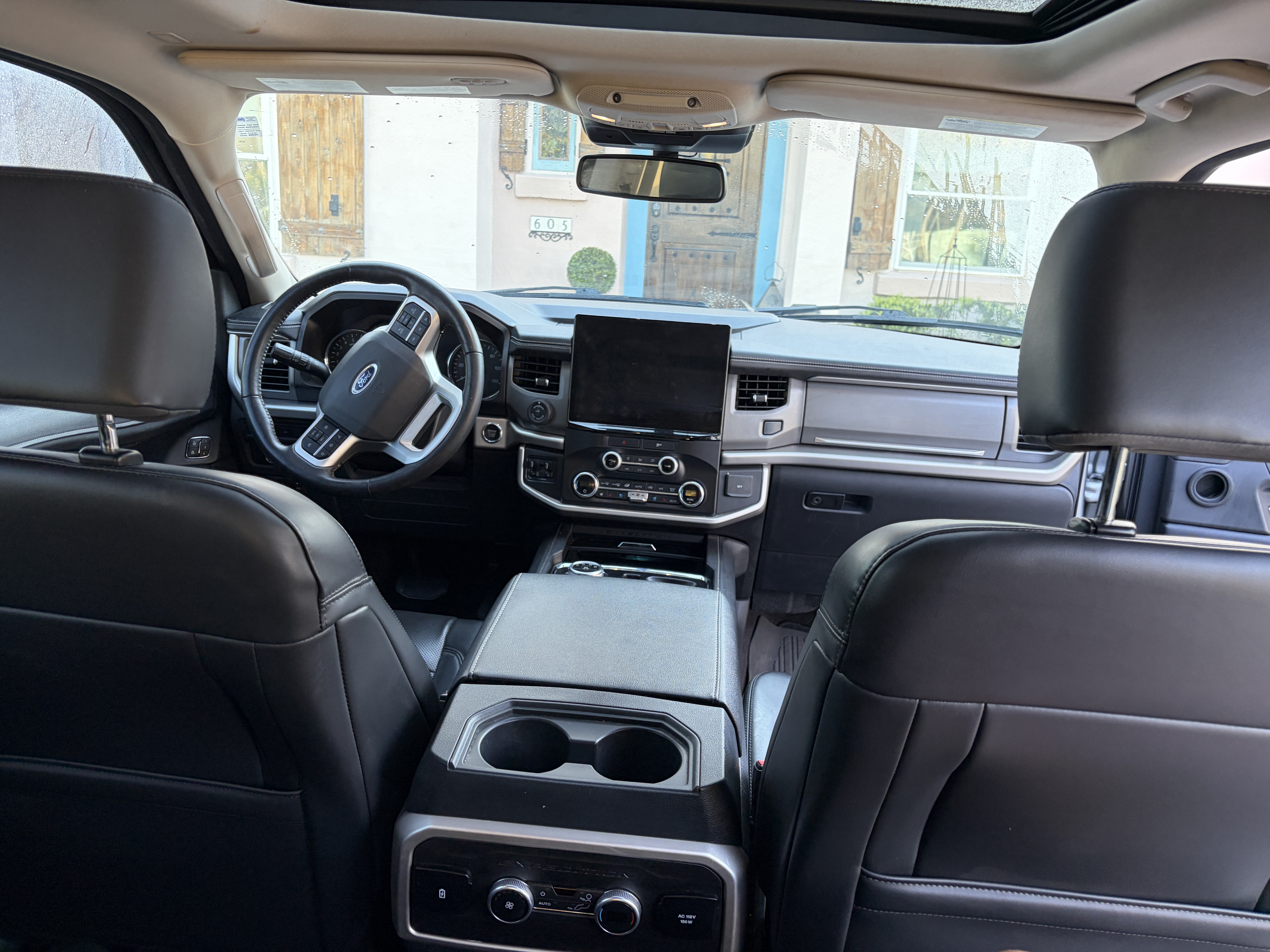 2022 Ford Expedition XLT