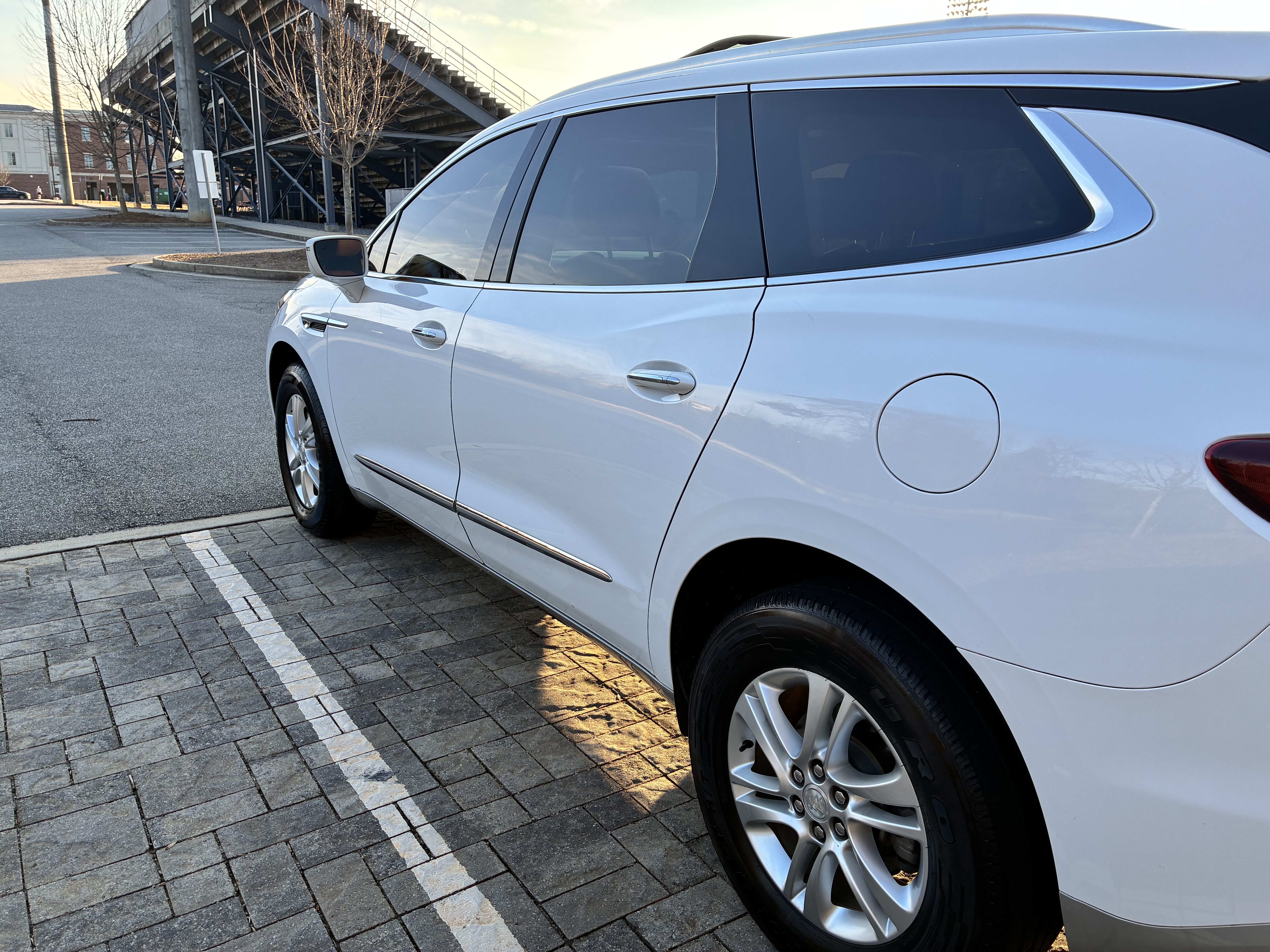 2020 Buick Enclave Essence