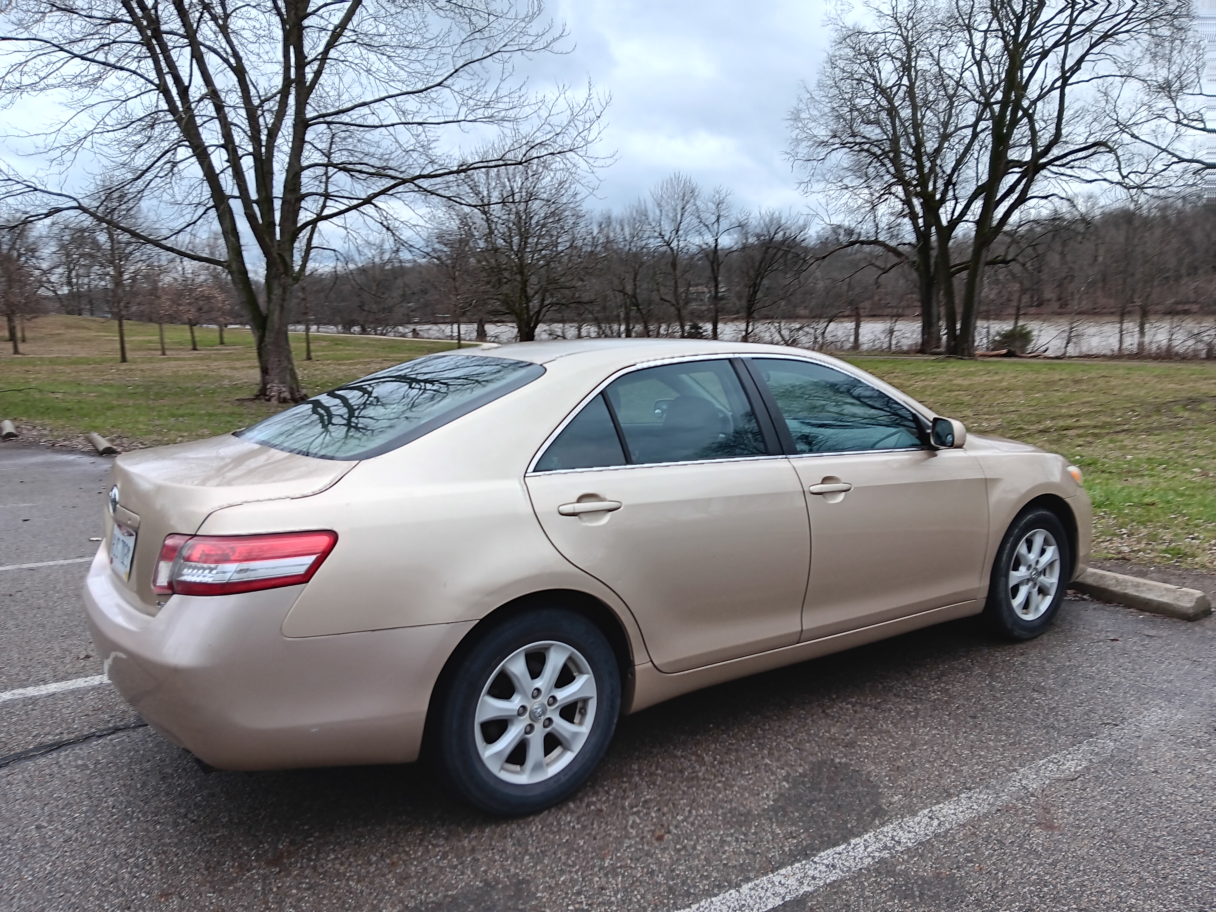 2011 Toyota Camry LE