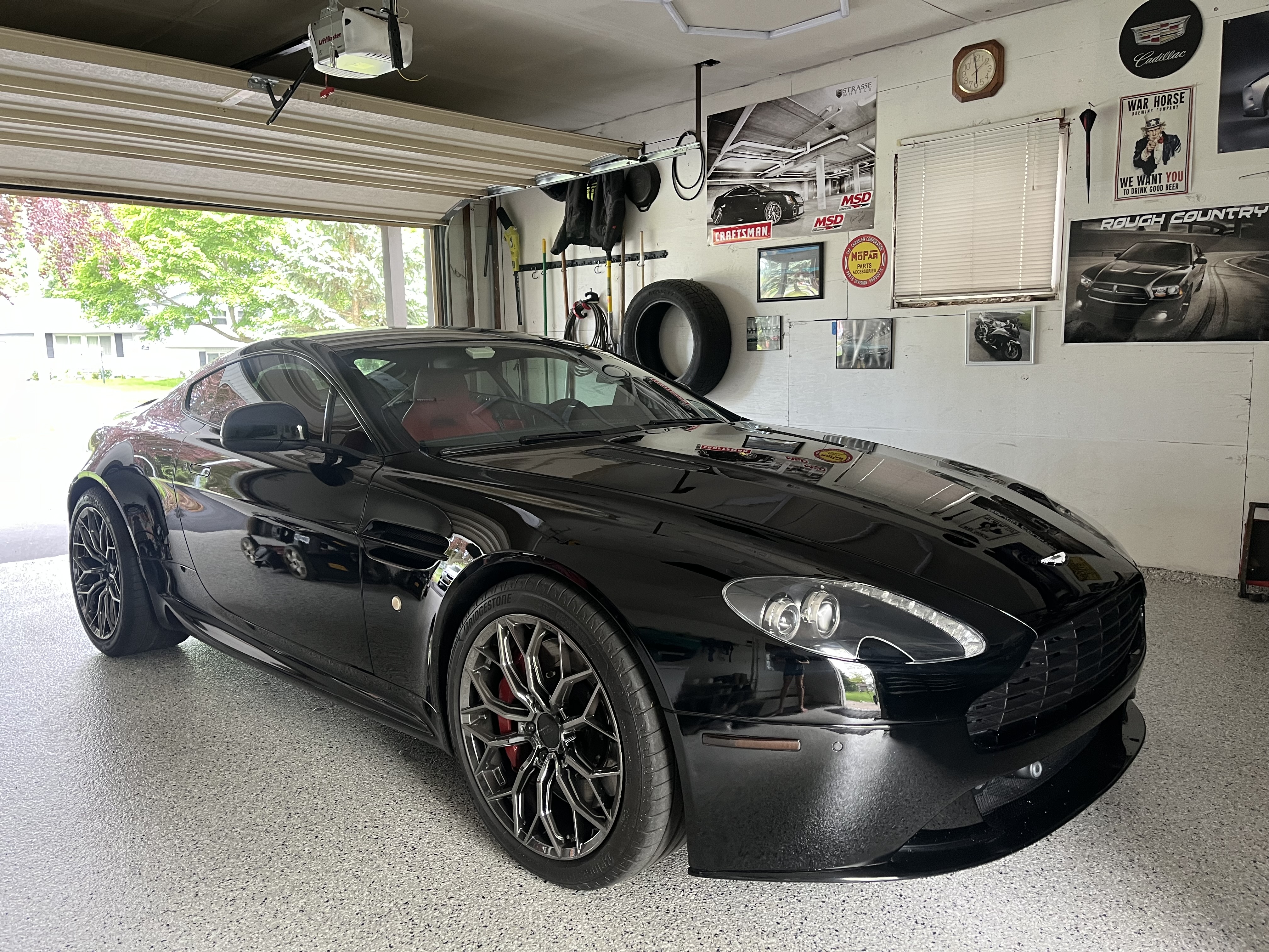 Used 2012 Aston Martin V8 Vantage Coupe